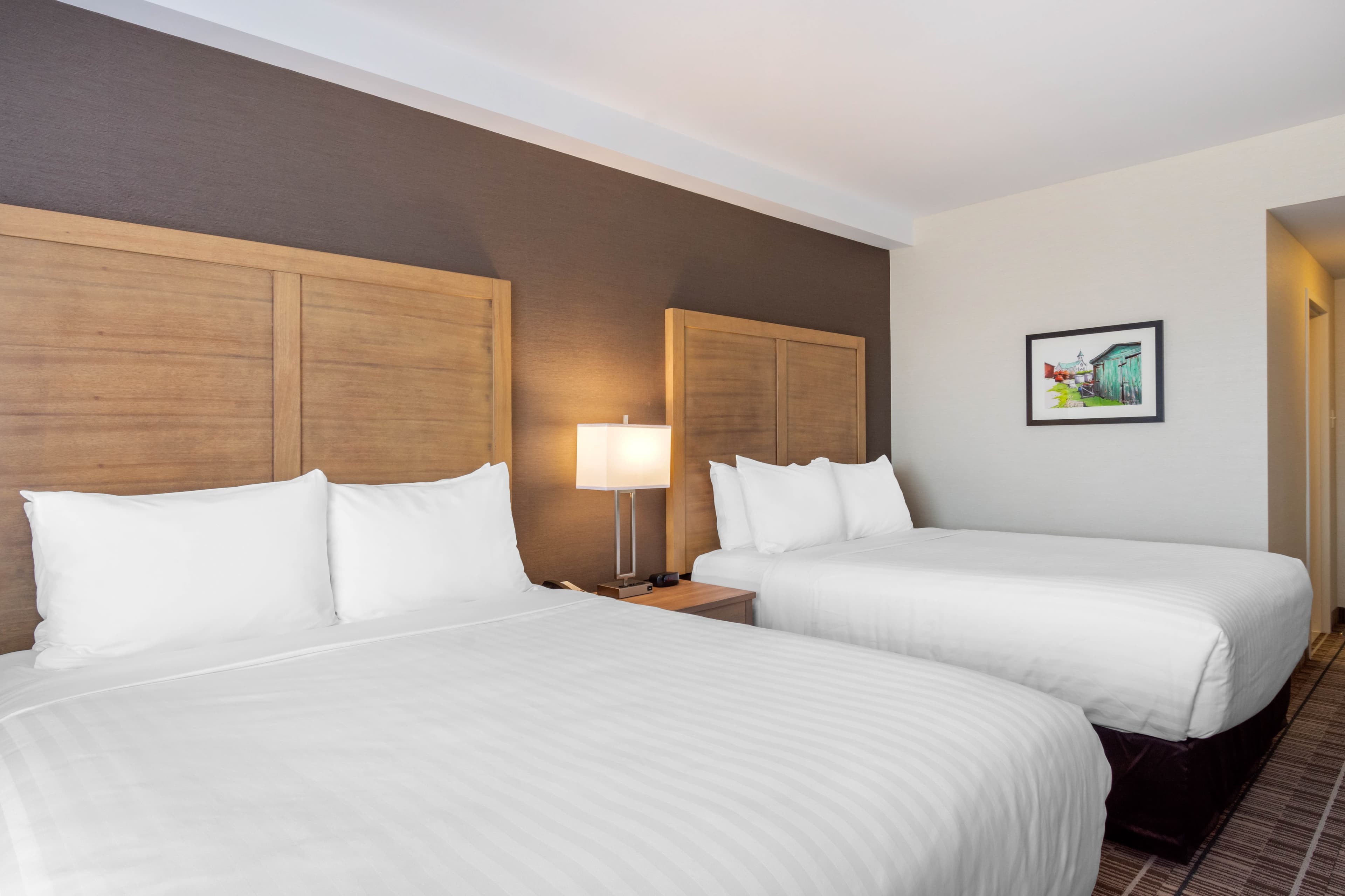 Quality Hotel - Image 2