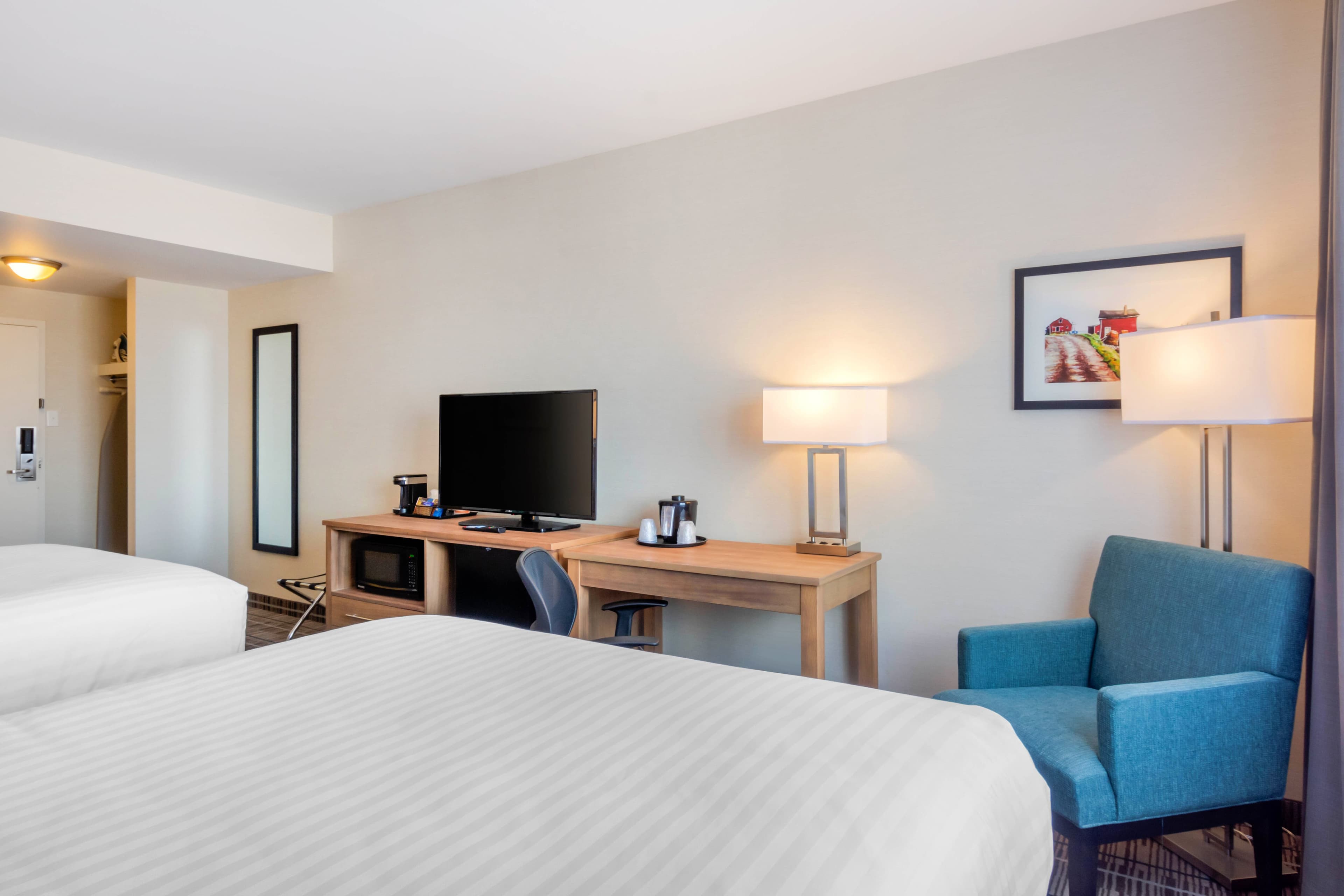 Quality Hotel — 24