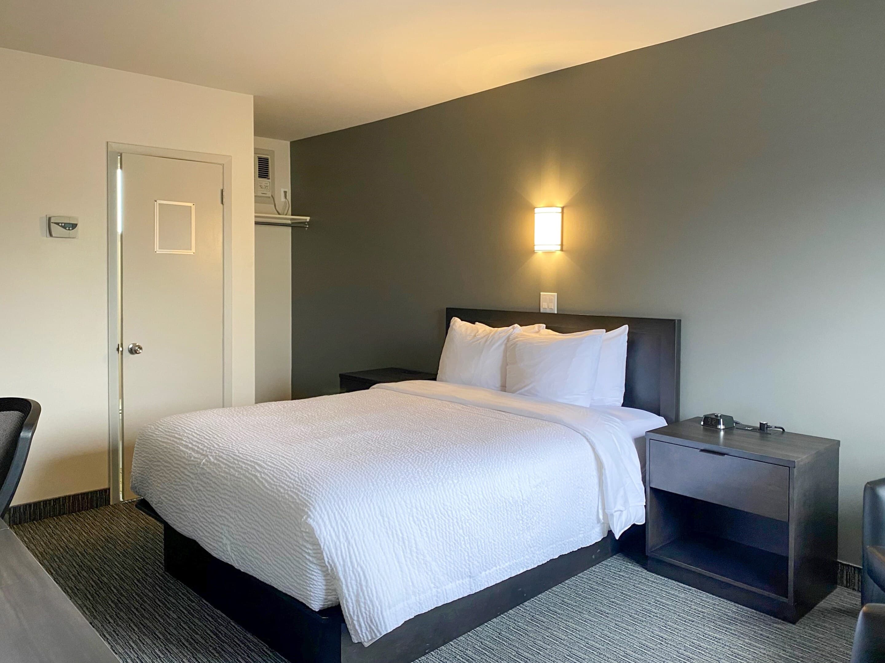 Rodeway Inn — 25