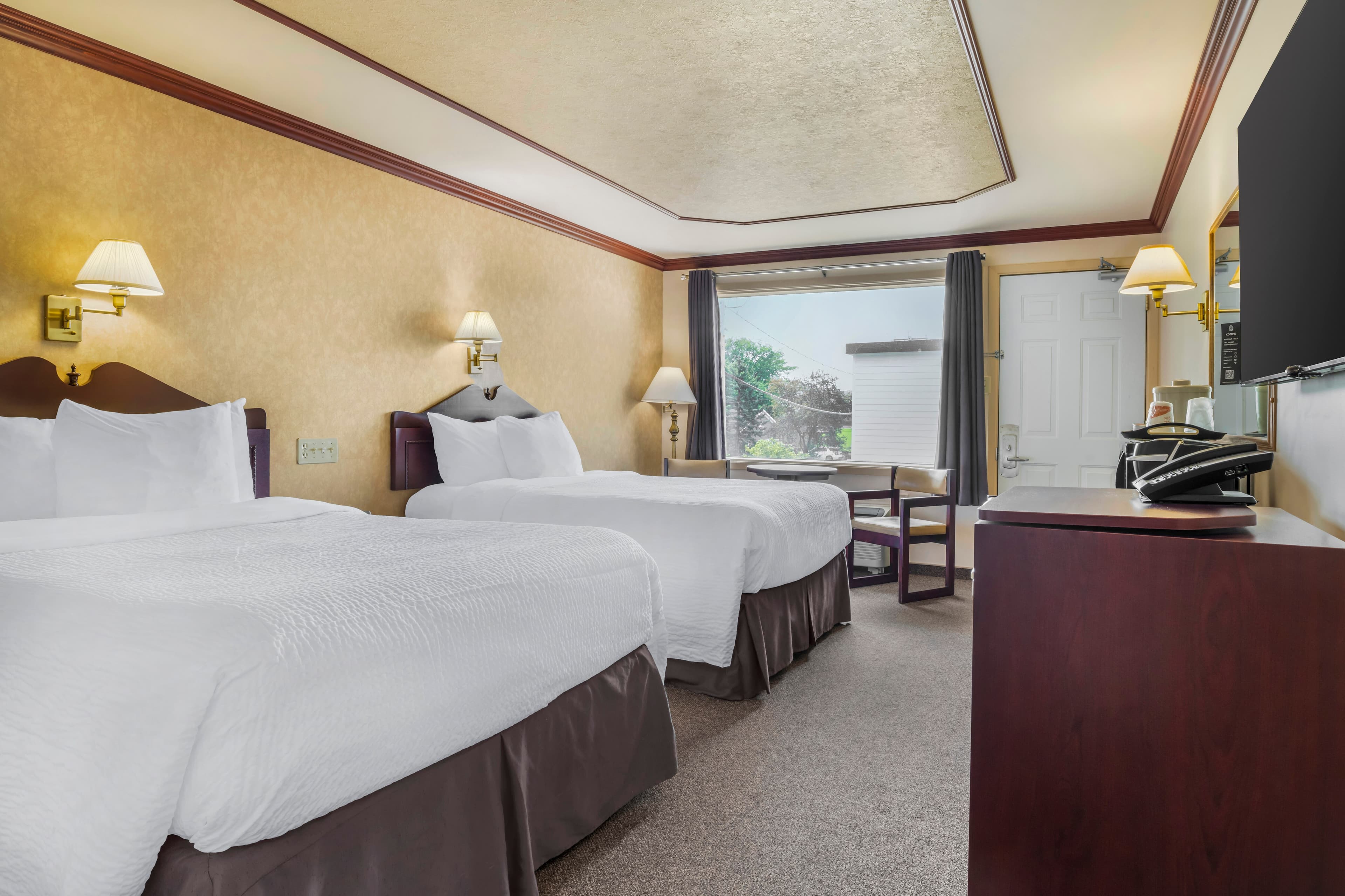 Rodeway Inn — 12