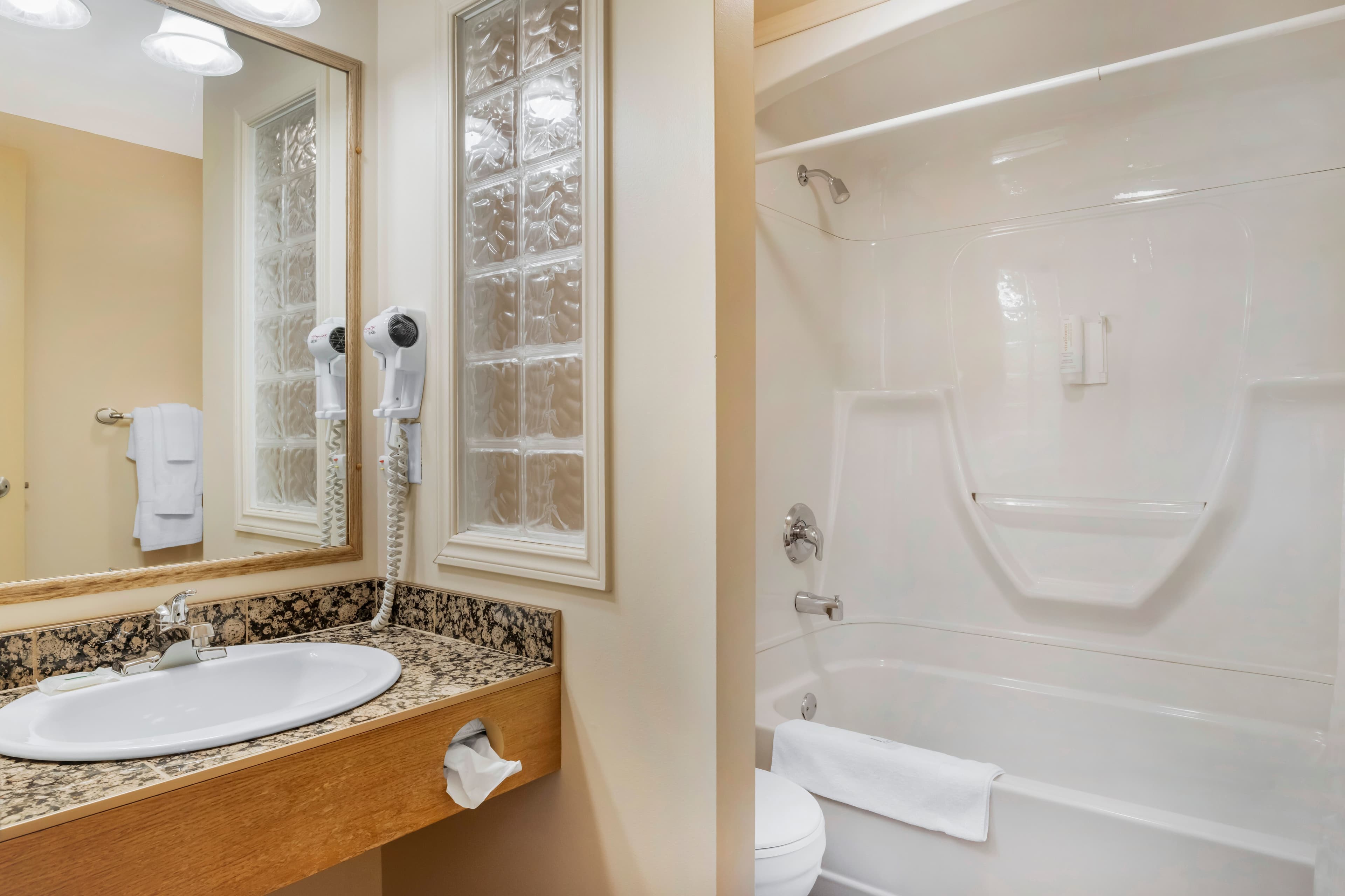 Rodeway Inn — 15