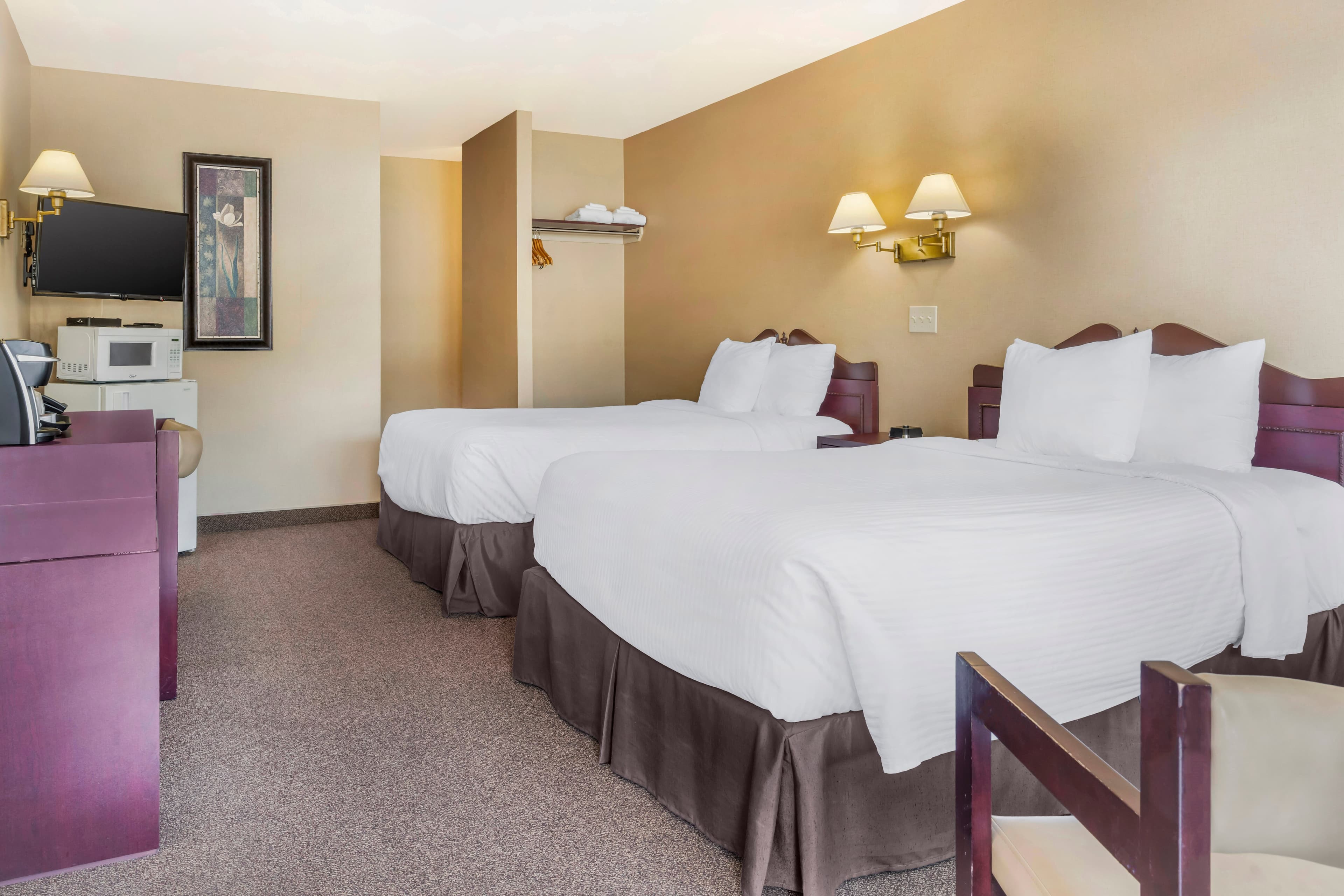 Rodeway Inn — 8