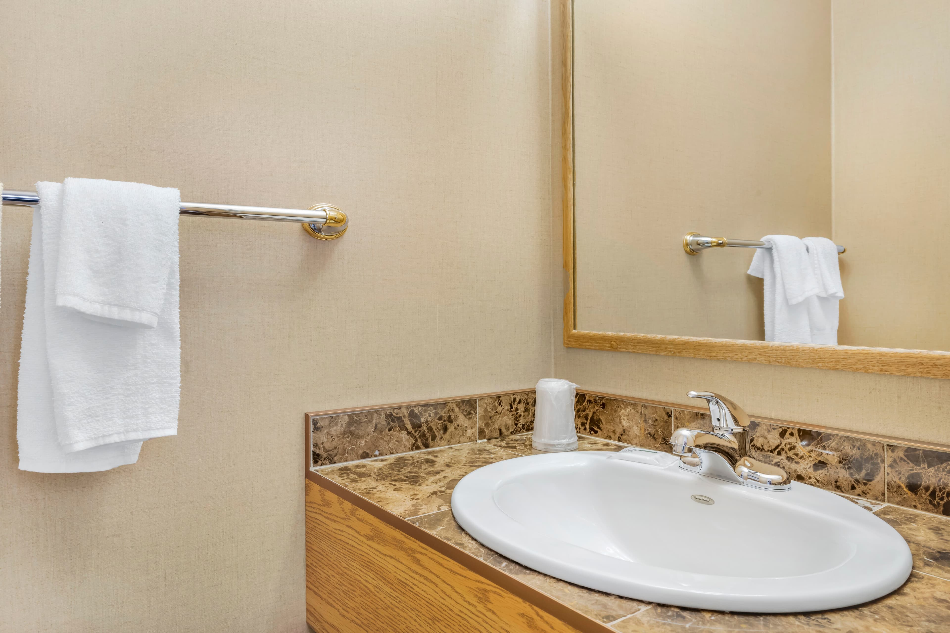 Rodeway Inn — 11