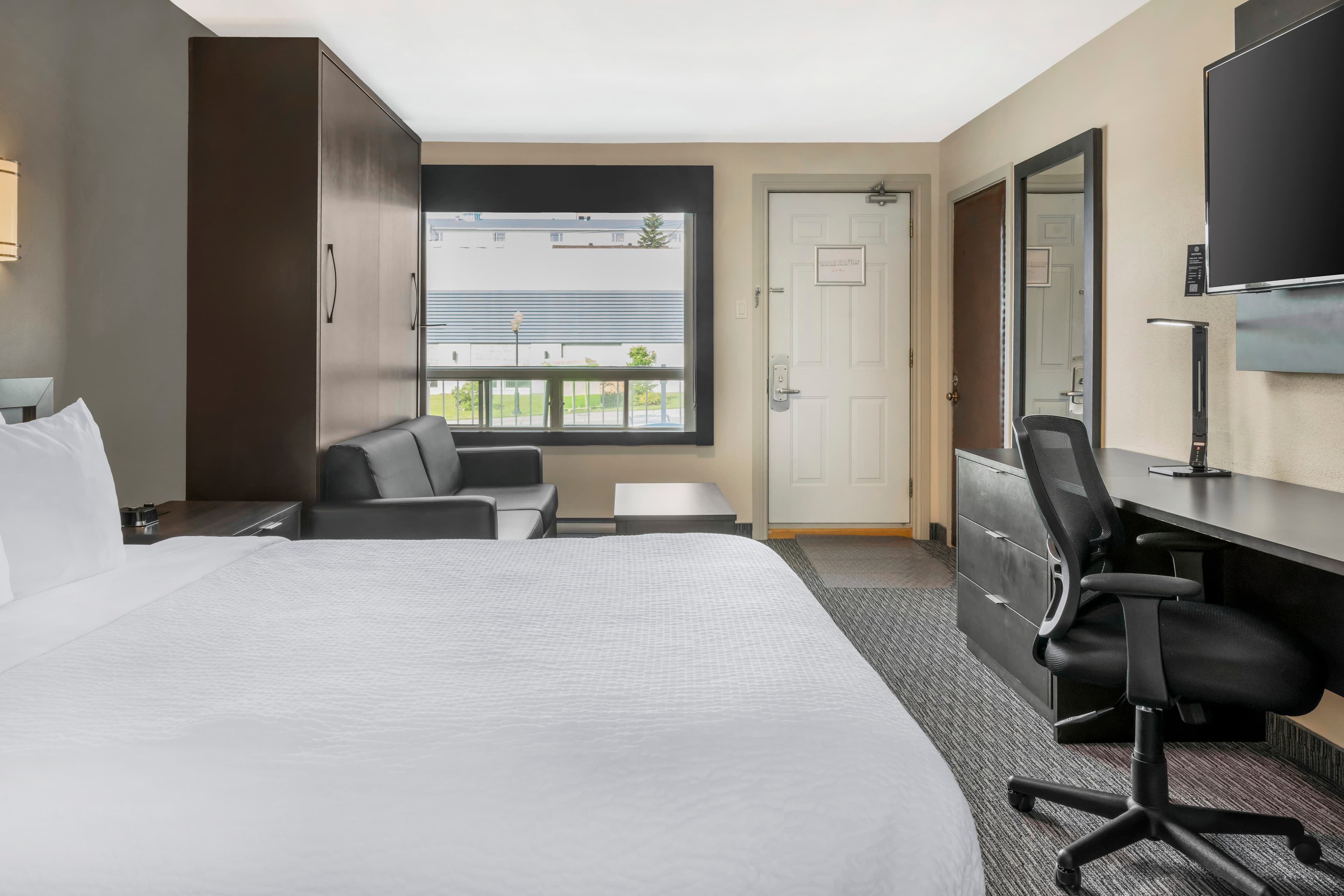 Rodeway Inn — 31