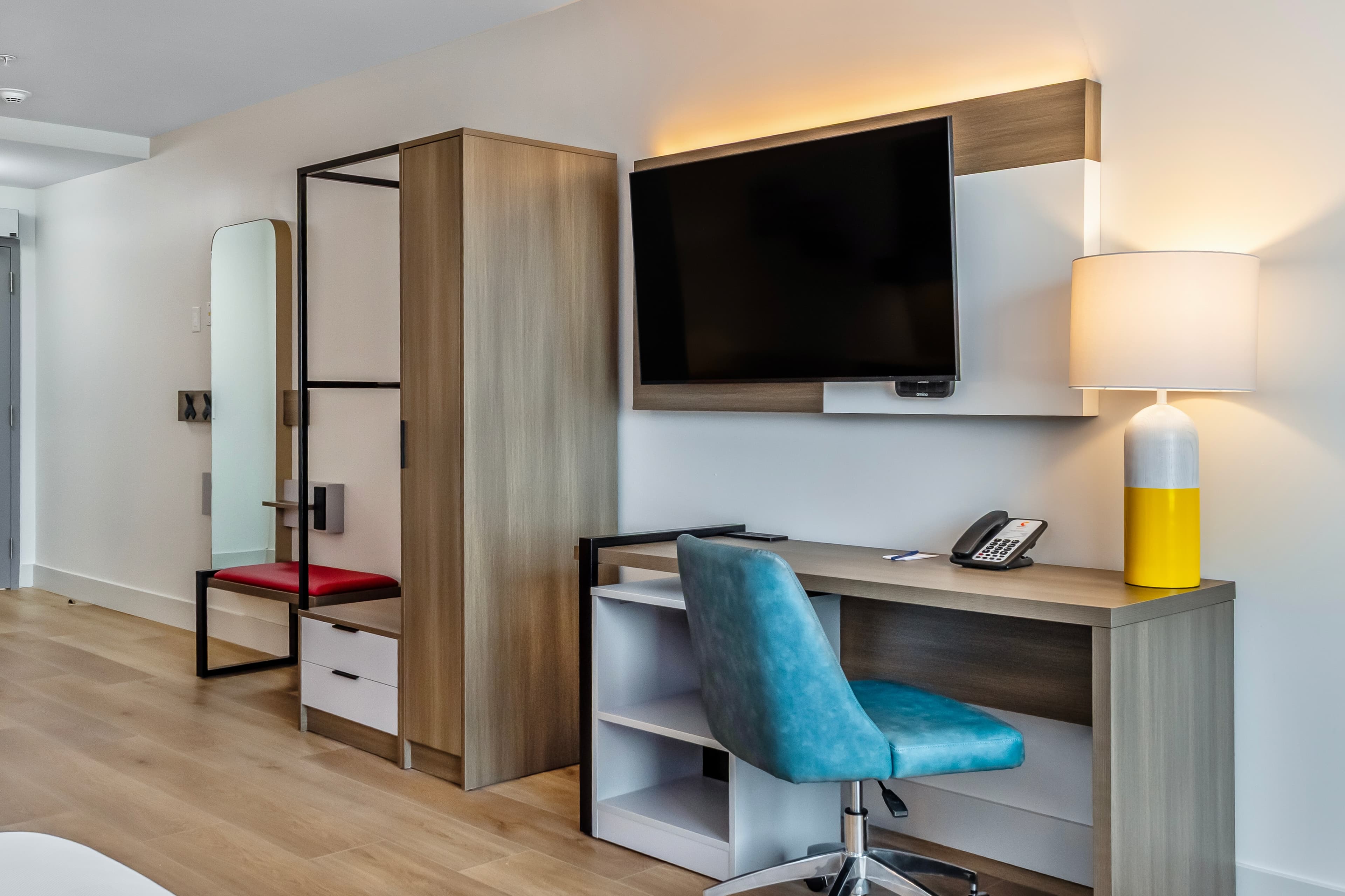 Comfort Inn & Suites — 20