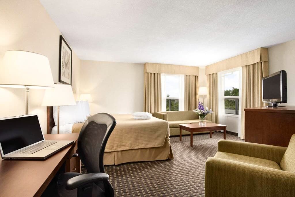 Quality Inn — 11