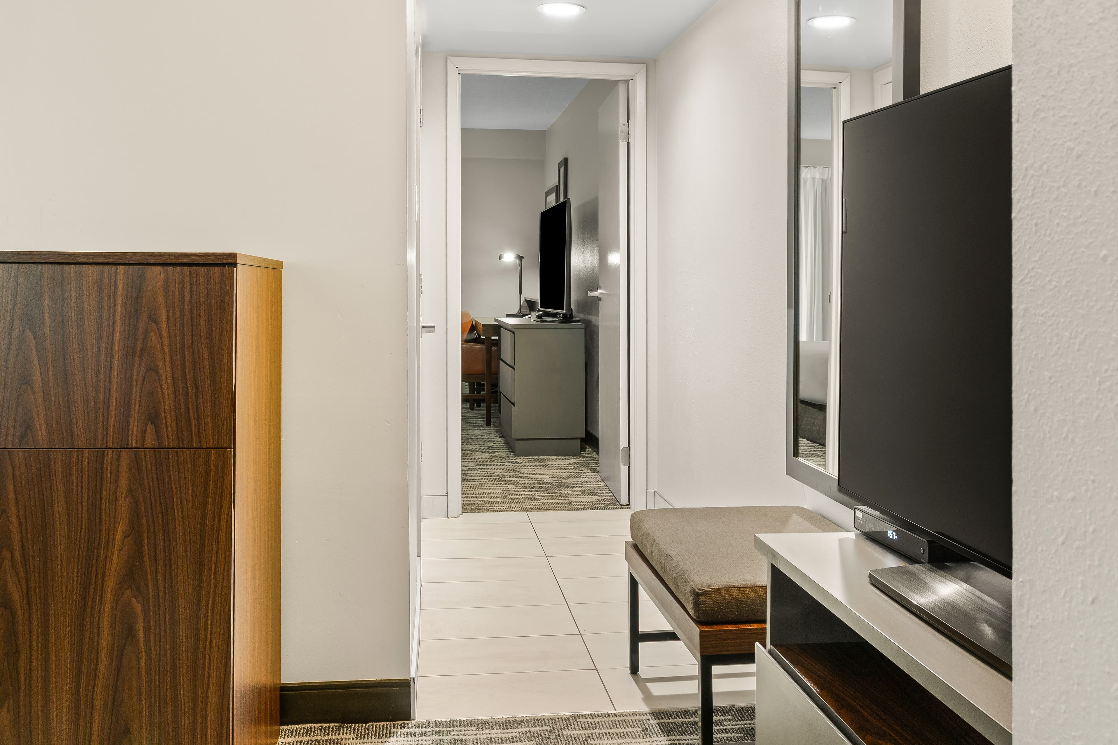 Country Inn & Suites by Radisson, Winnipeg, MB — 17