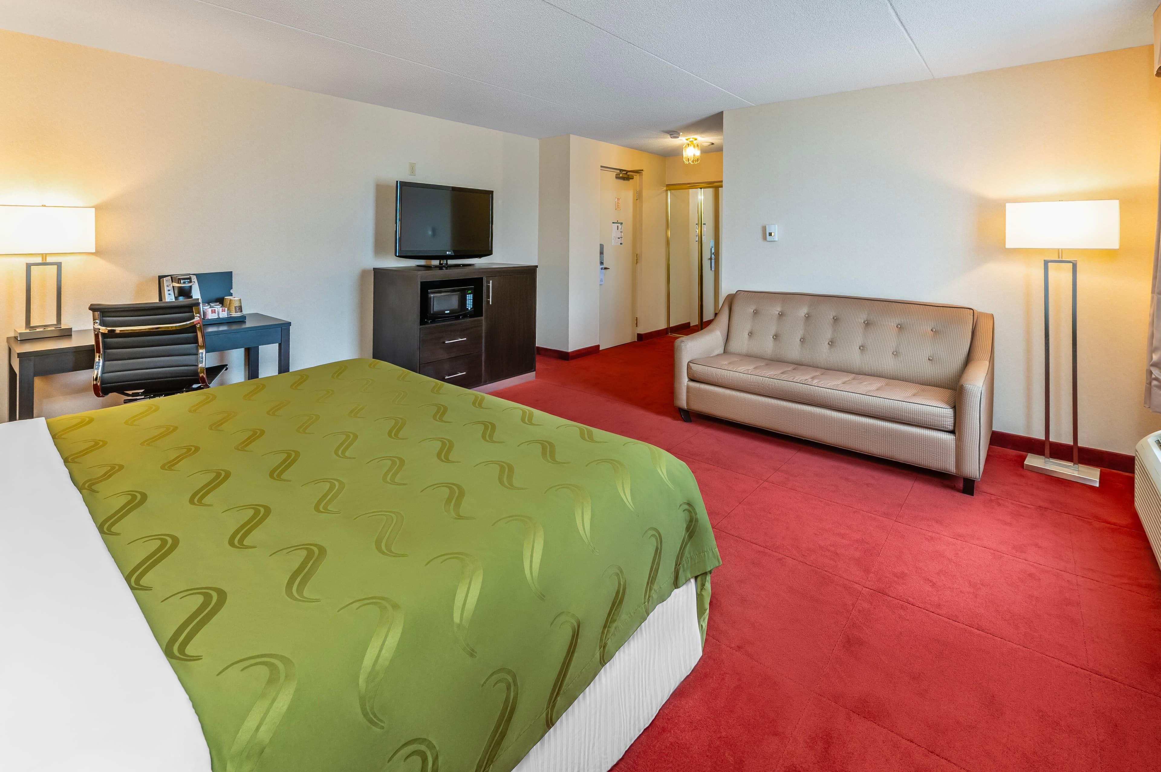Rodeway Inn Festival — 15
