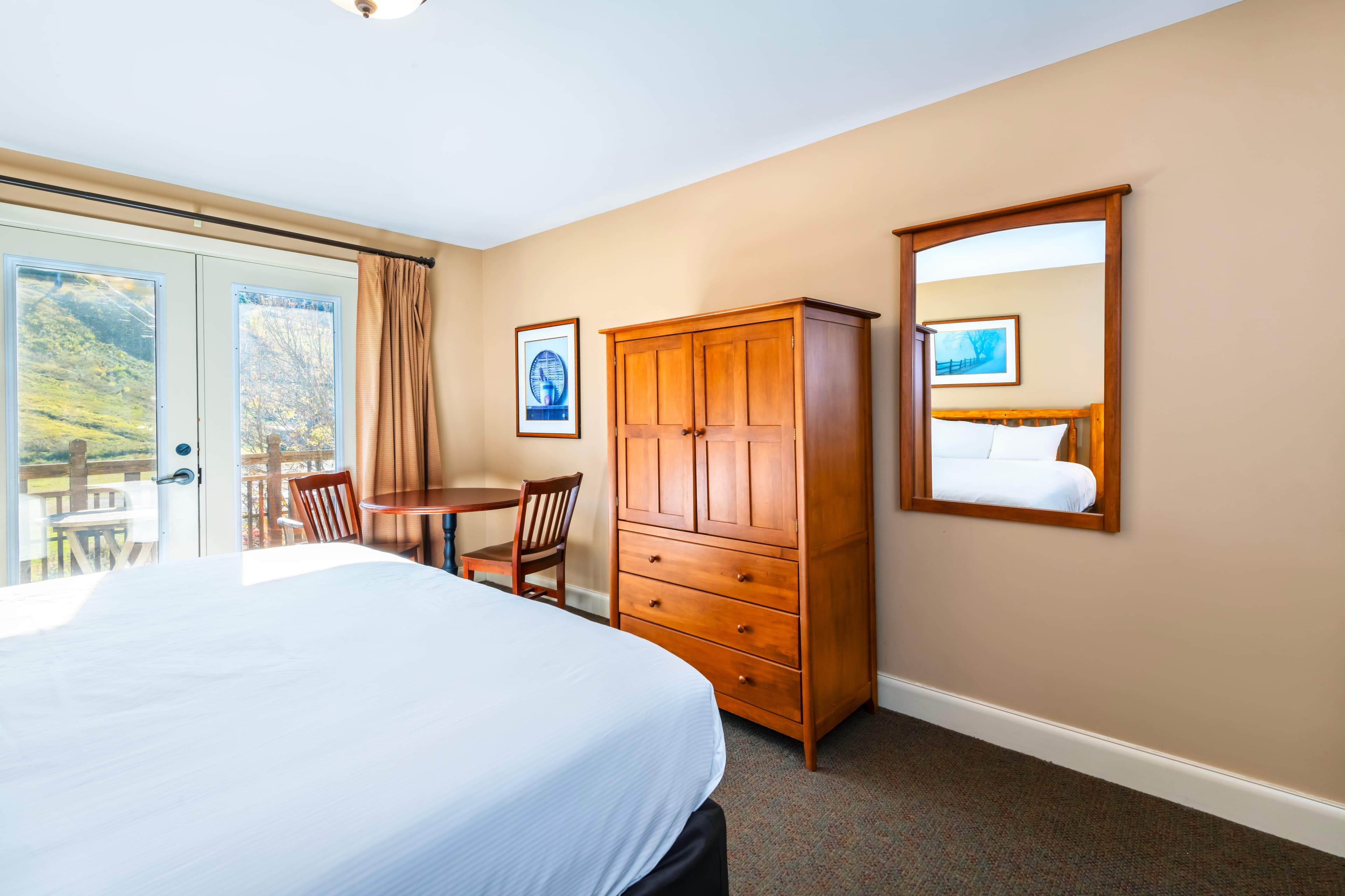 Calabogie Peaks Hotel, Ascend Hotel Member — 13