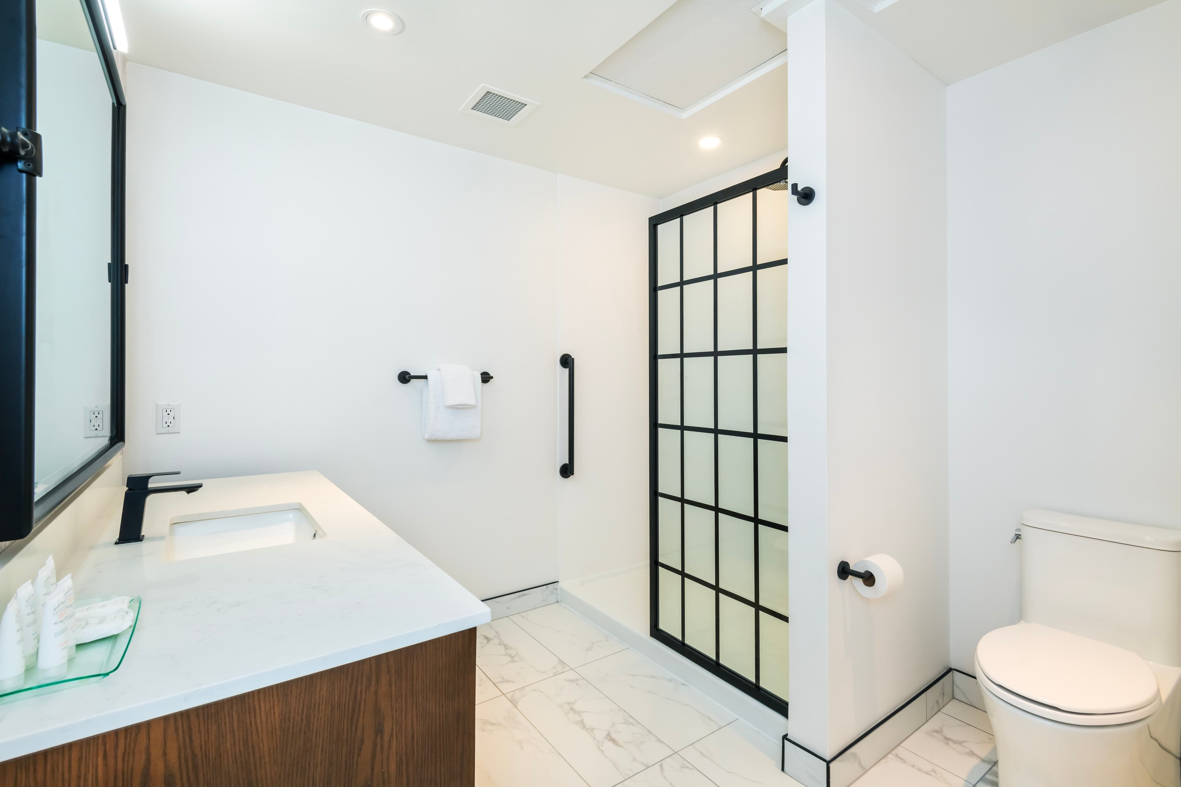 Calabogie Peaks Hotel, Ascend Hotel Member — 34