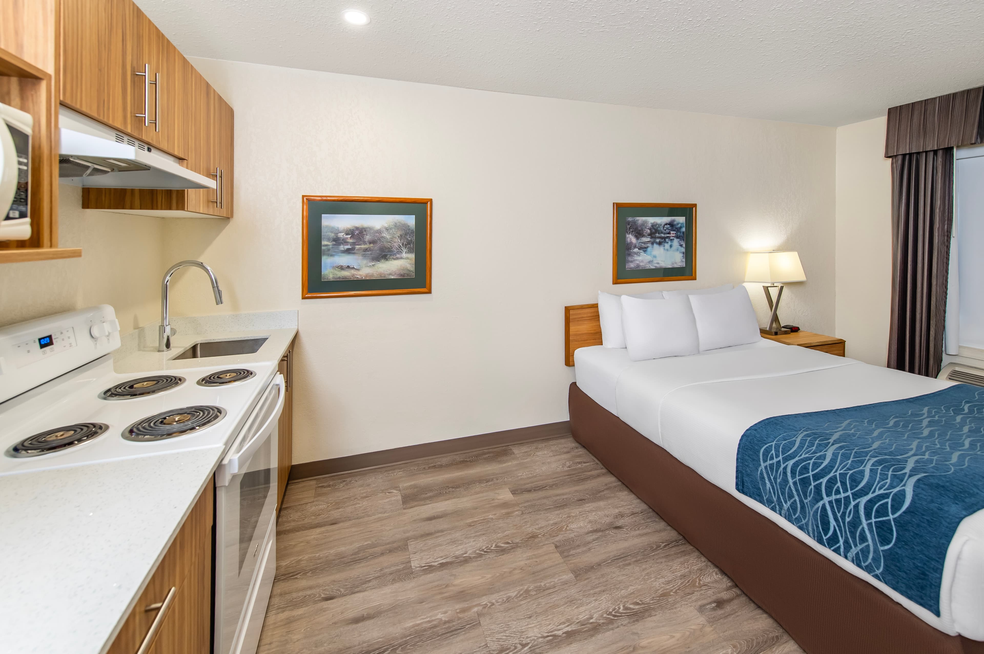 Rodeway Inn — 21