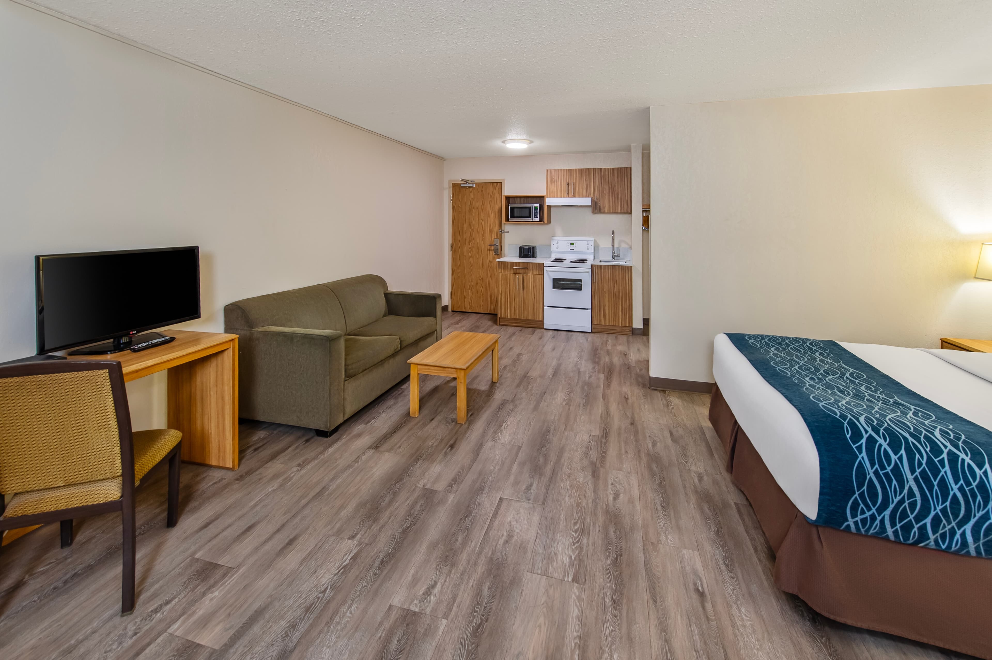Rodeway Inn — 31