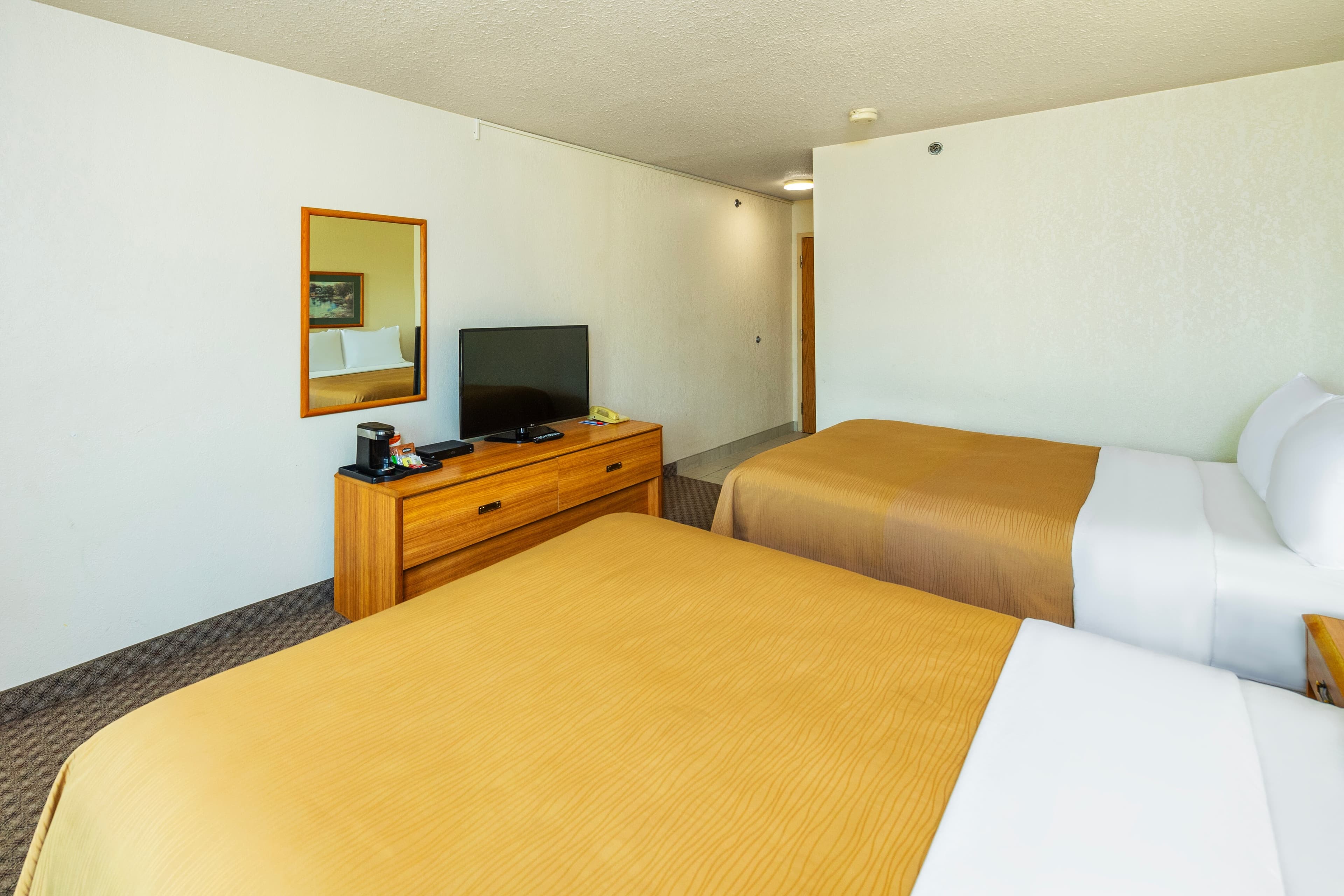 Rodeway Inn — 14