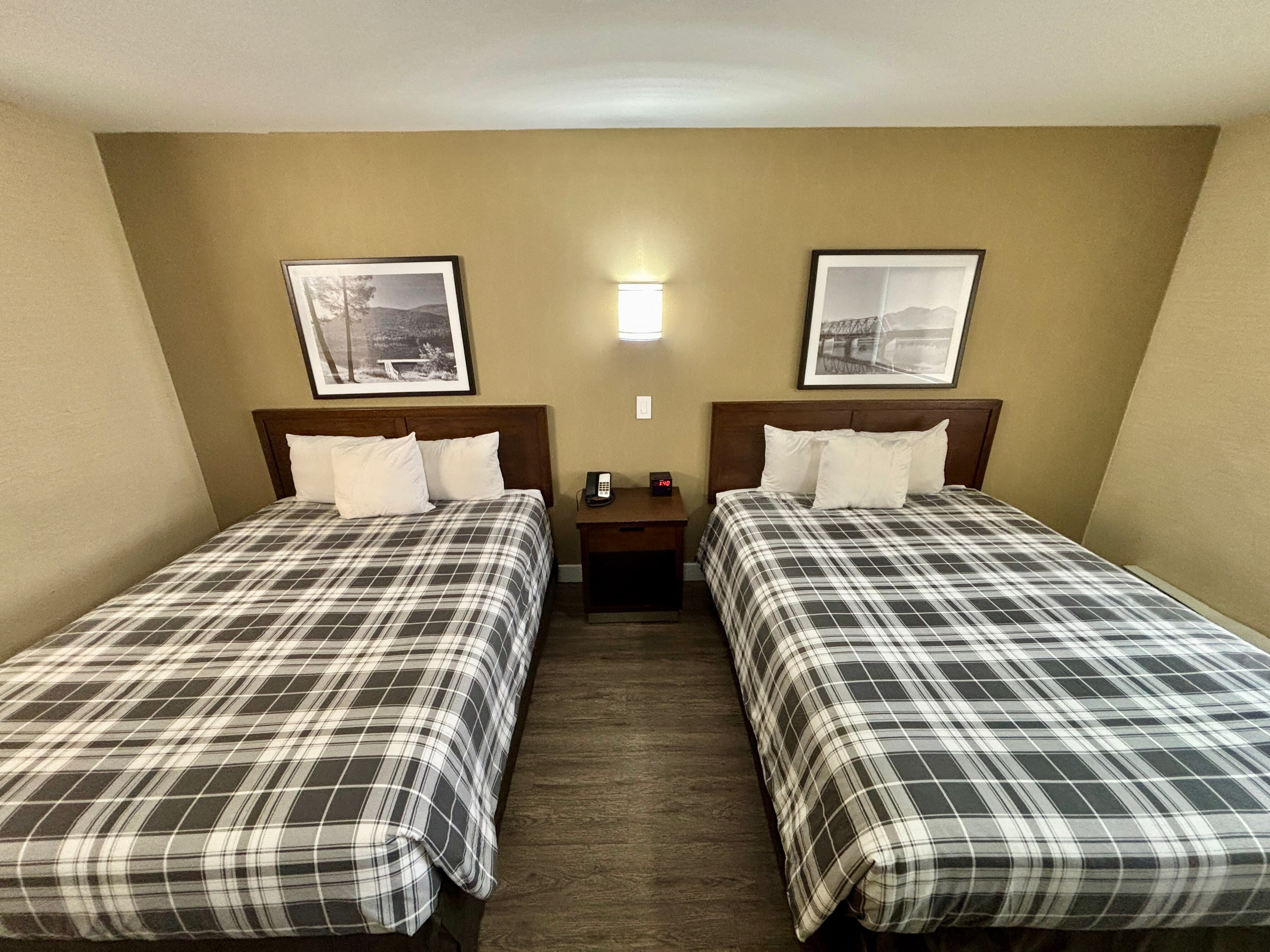 Rodeway Inn & Suites — 6