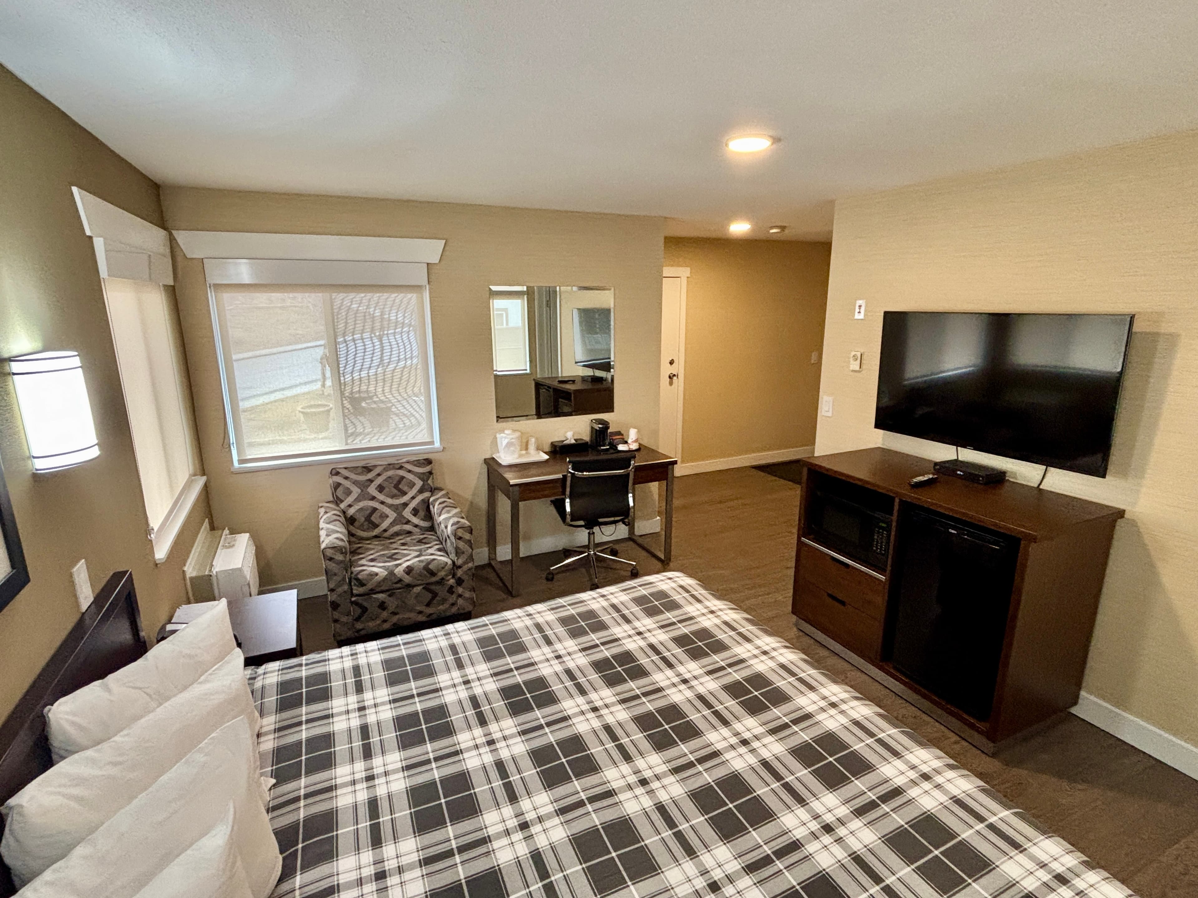 Rodeway Inn & Suites — 21