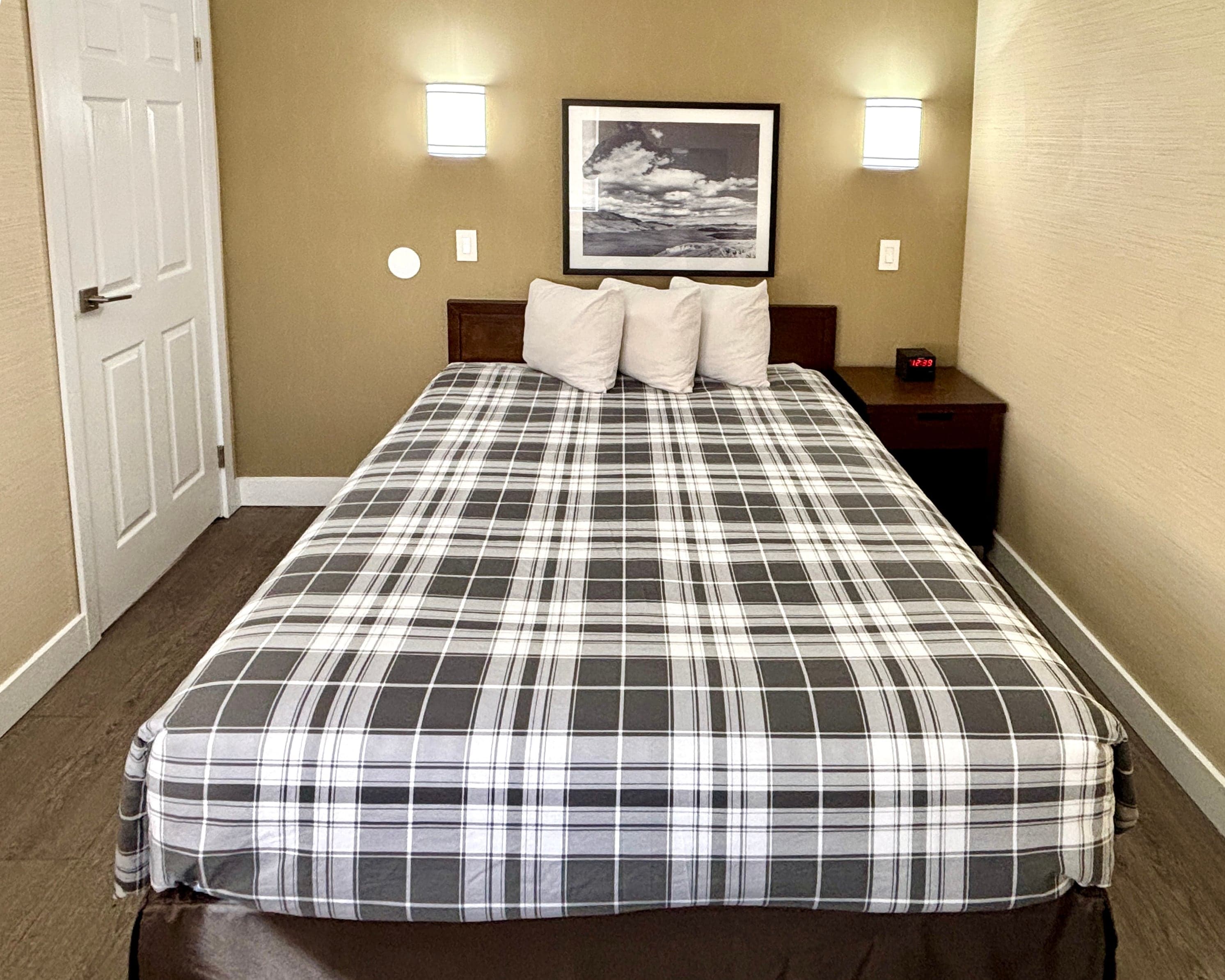 Rodeway Inn & Suites — 47
