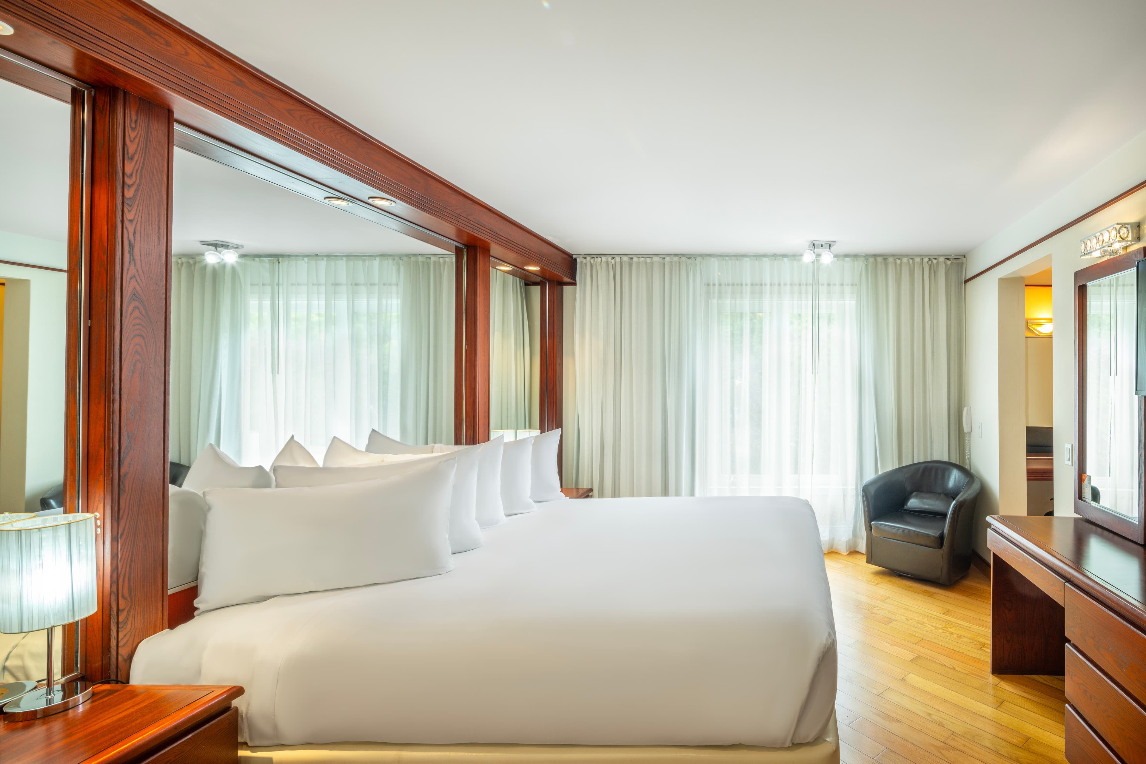 Les Suites de Laviolette, an Ascend Collection Hotel — 8