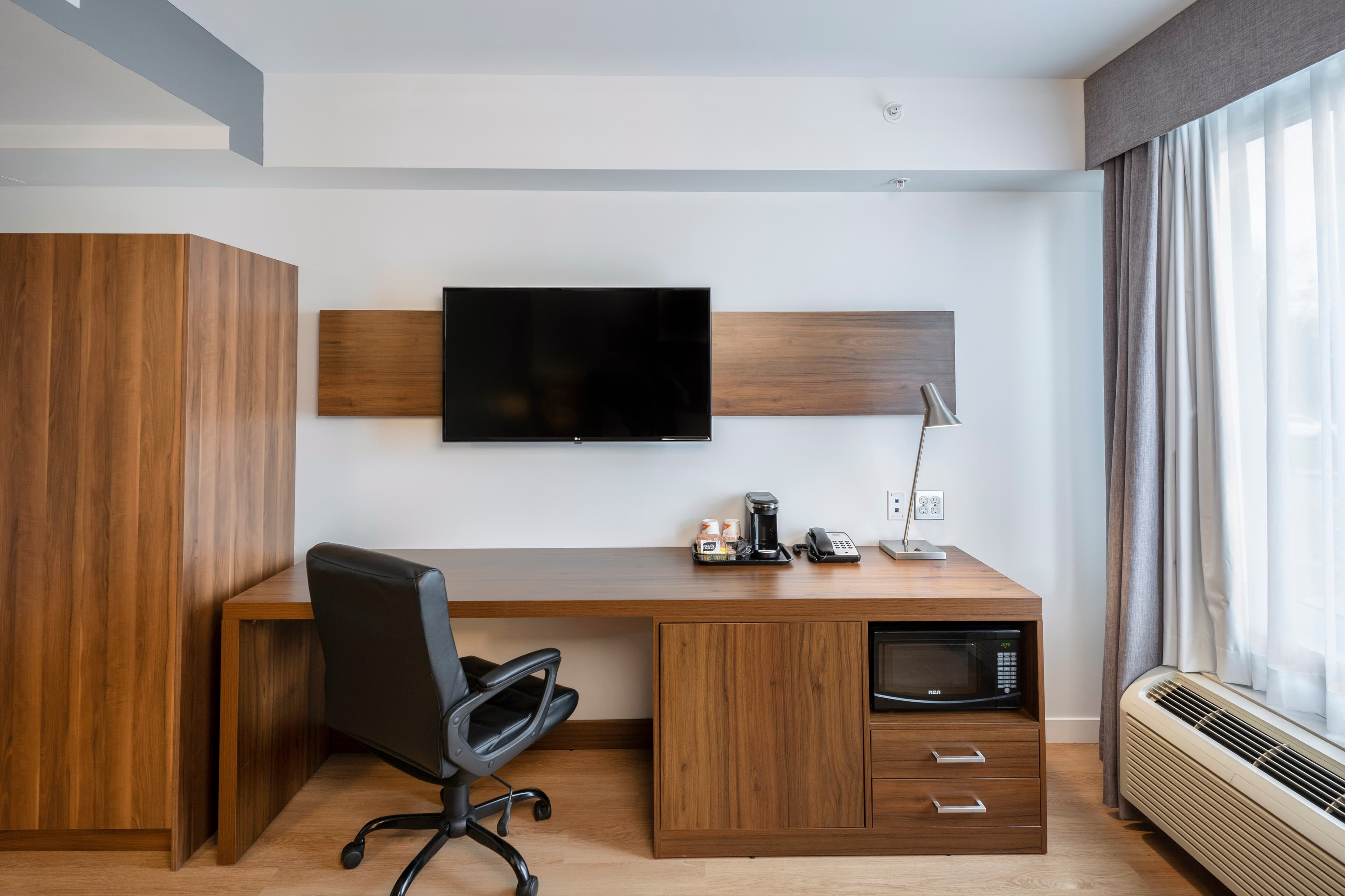 Quality Inn - Image 3