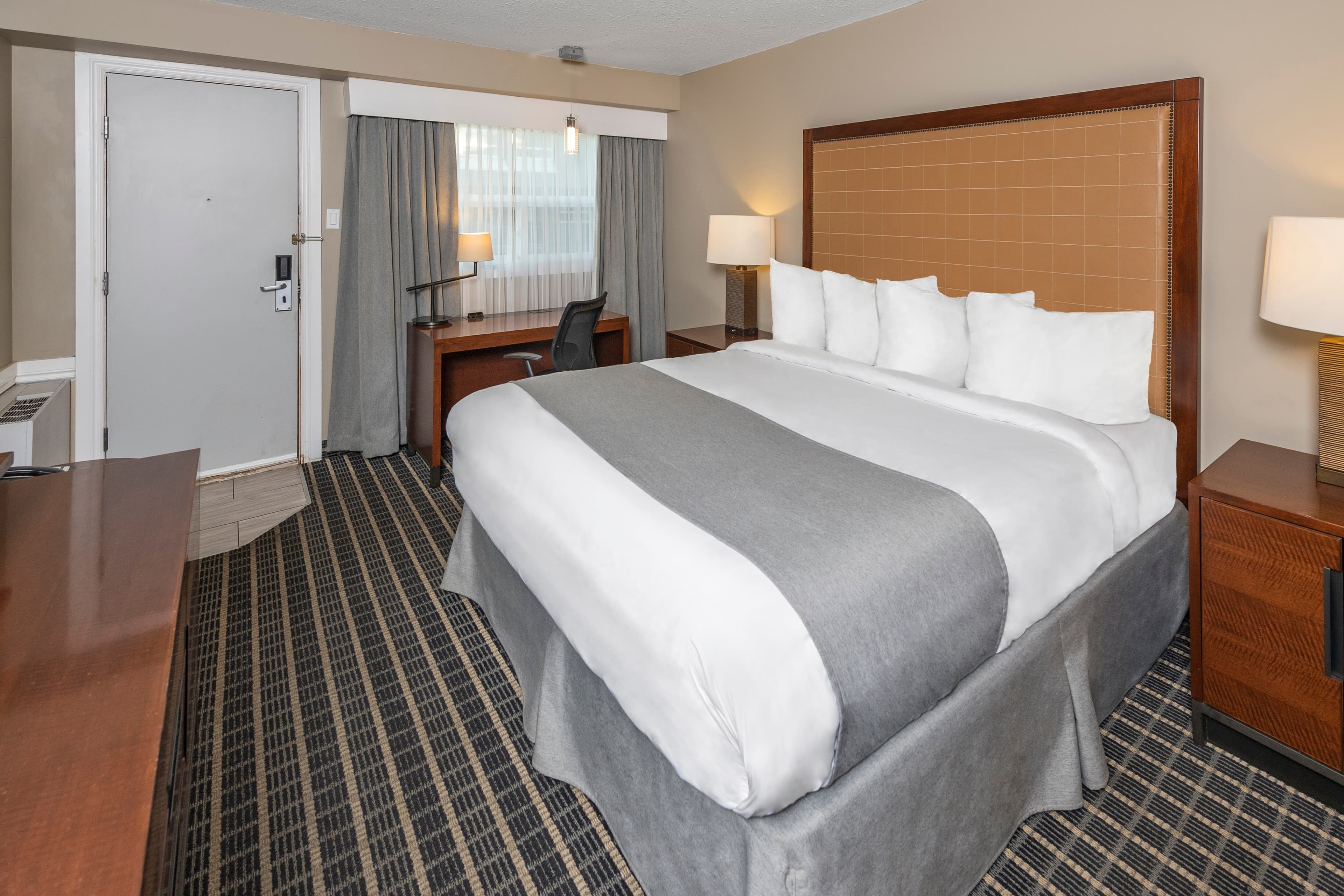 Clarion Pointe - Image 4