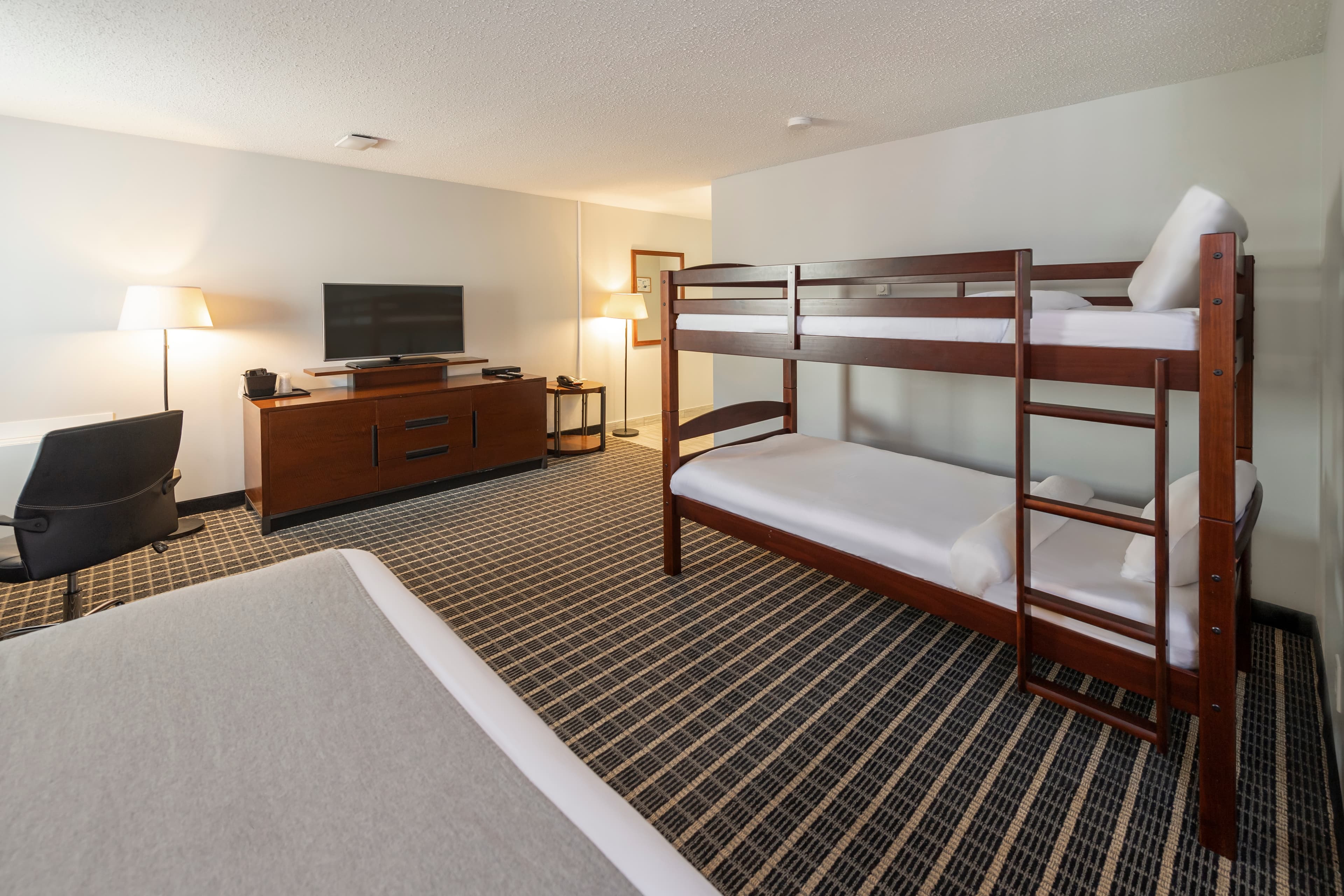Clarion Pointe — 22