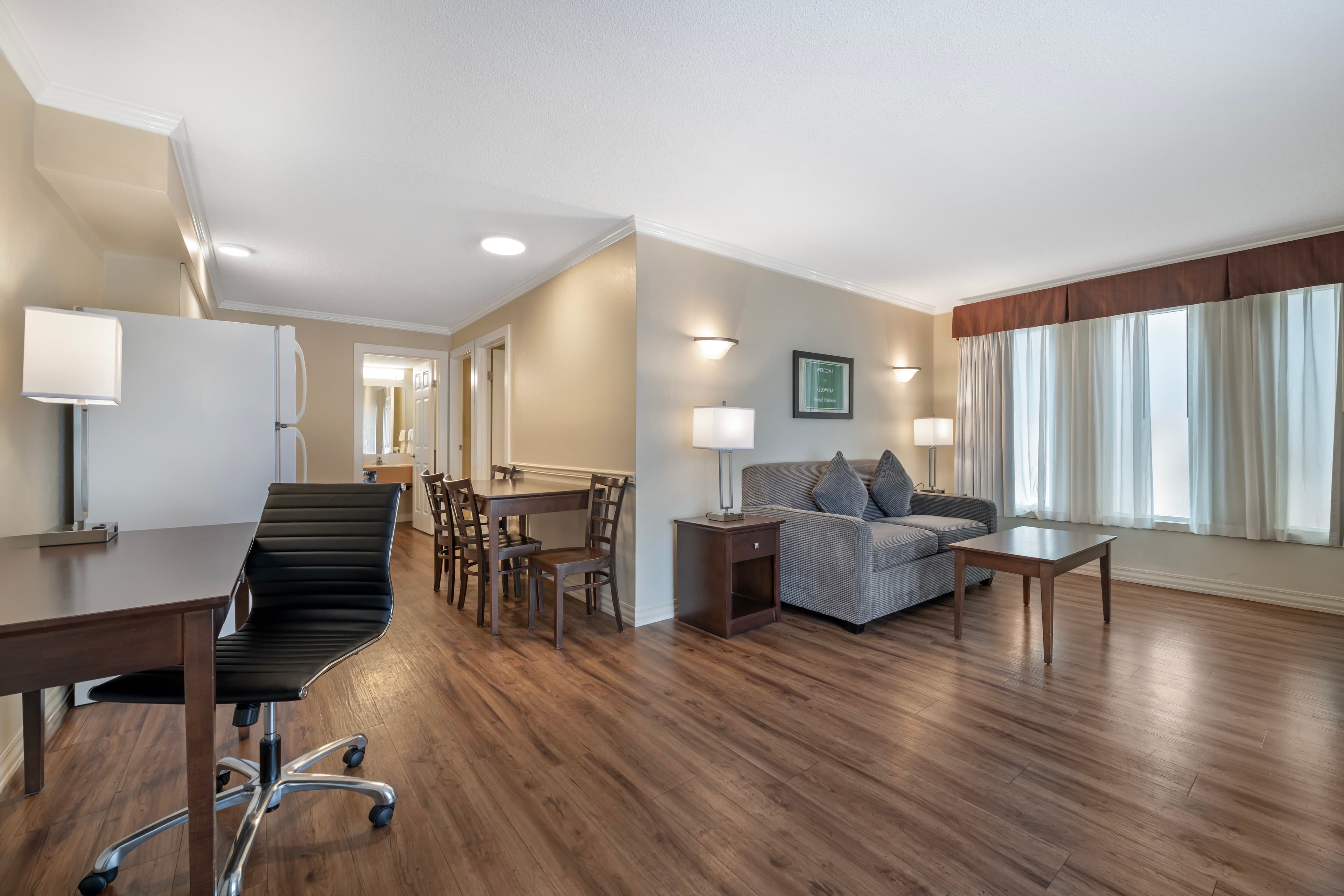 Econo Lodge Inn & Suites — 33