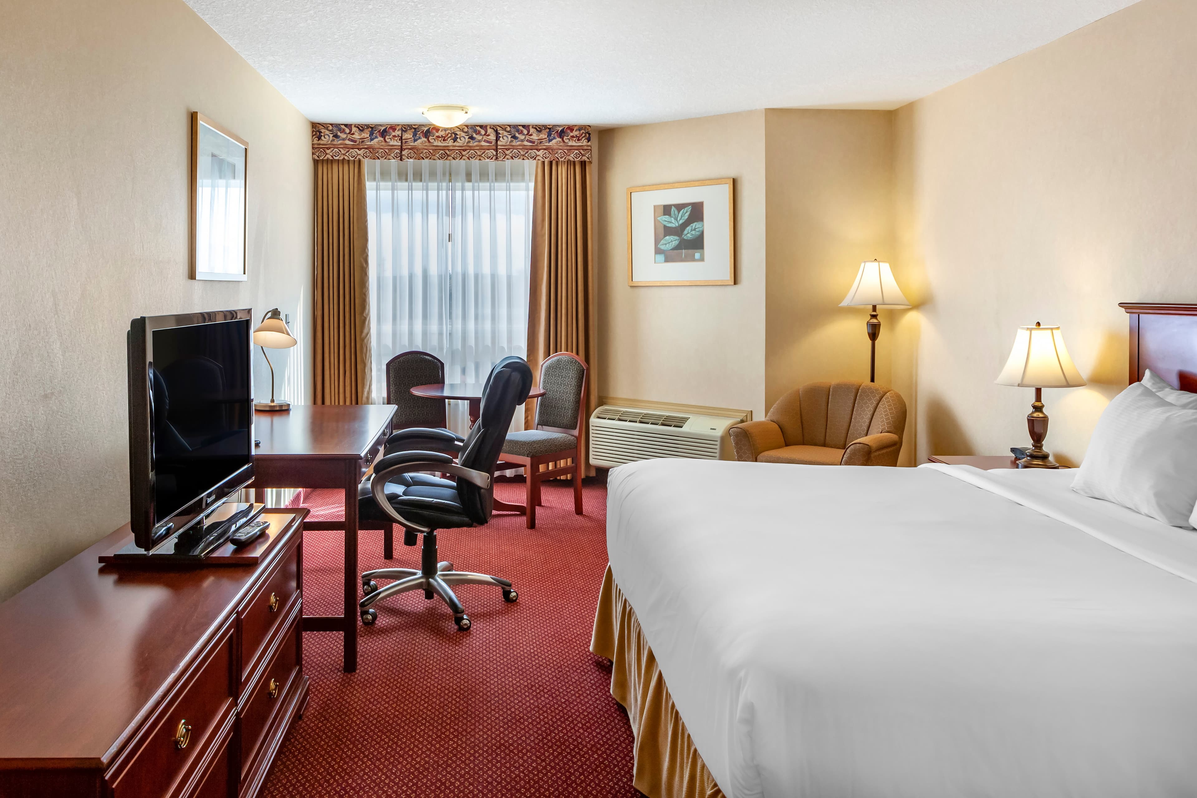 Quality Inn & Suites Edmonton International Airport — 7