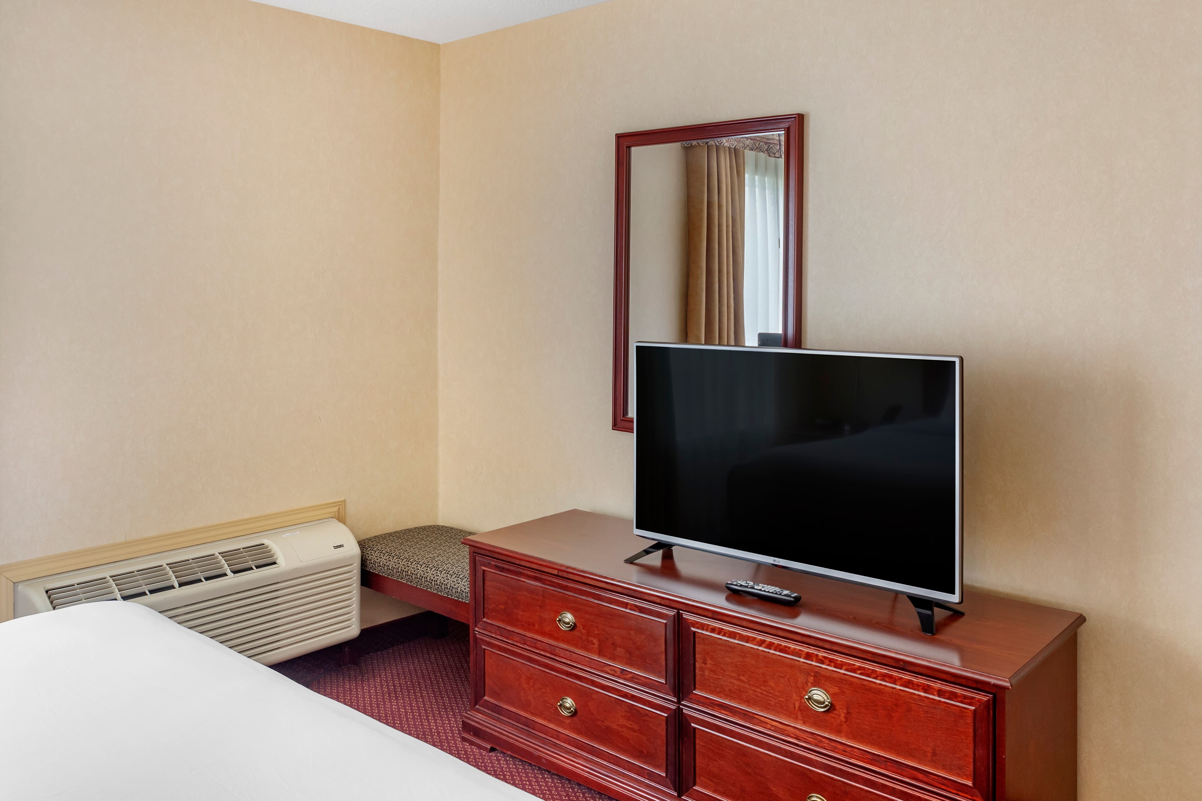 Quality Inn & Suites Edmonton International Airport — 27