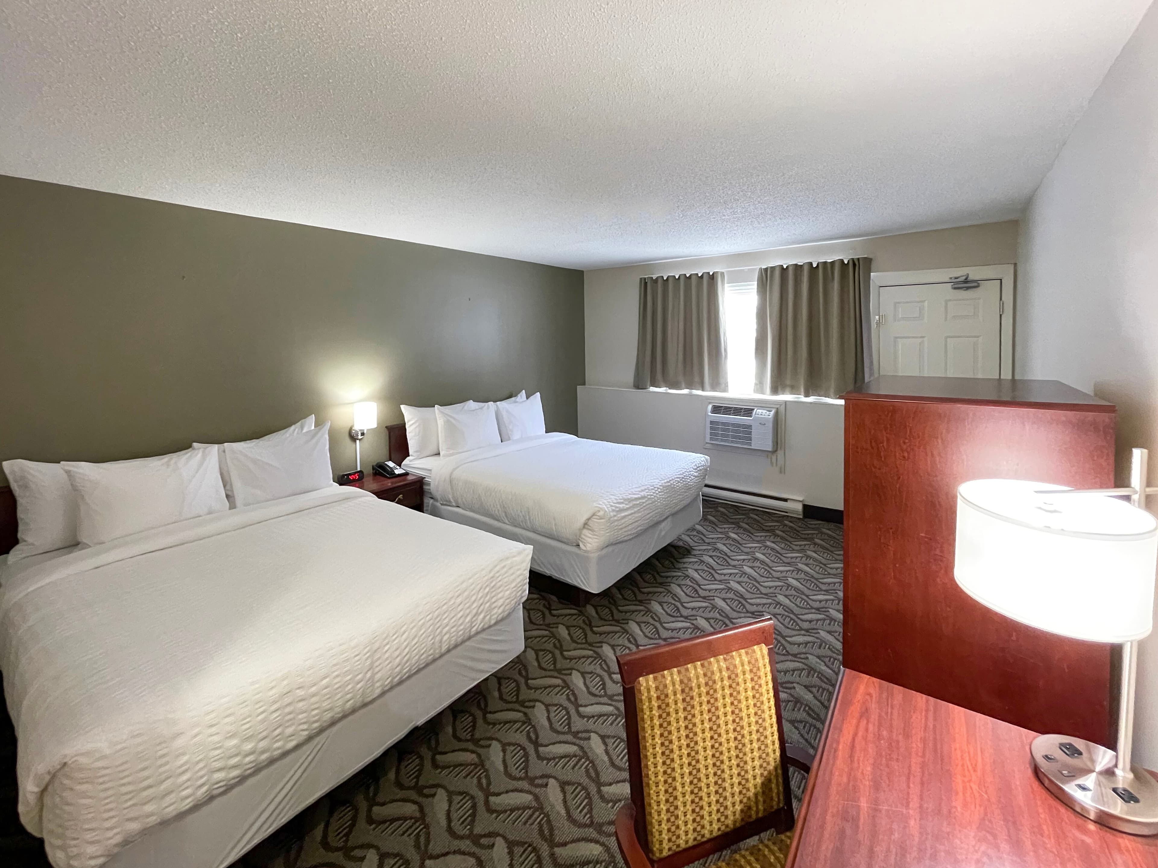 Rodeway Inn - Image 1