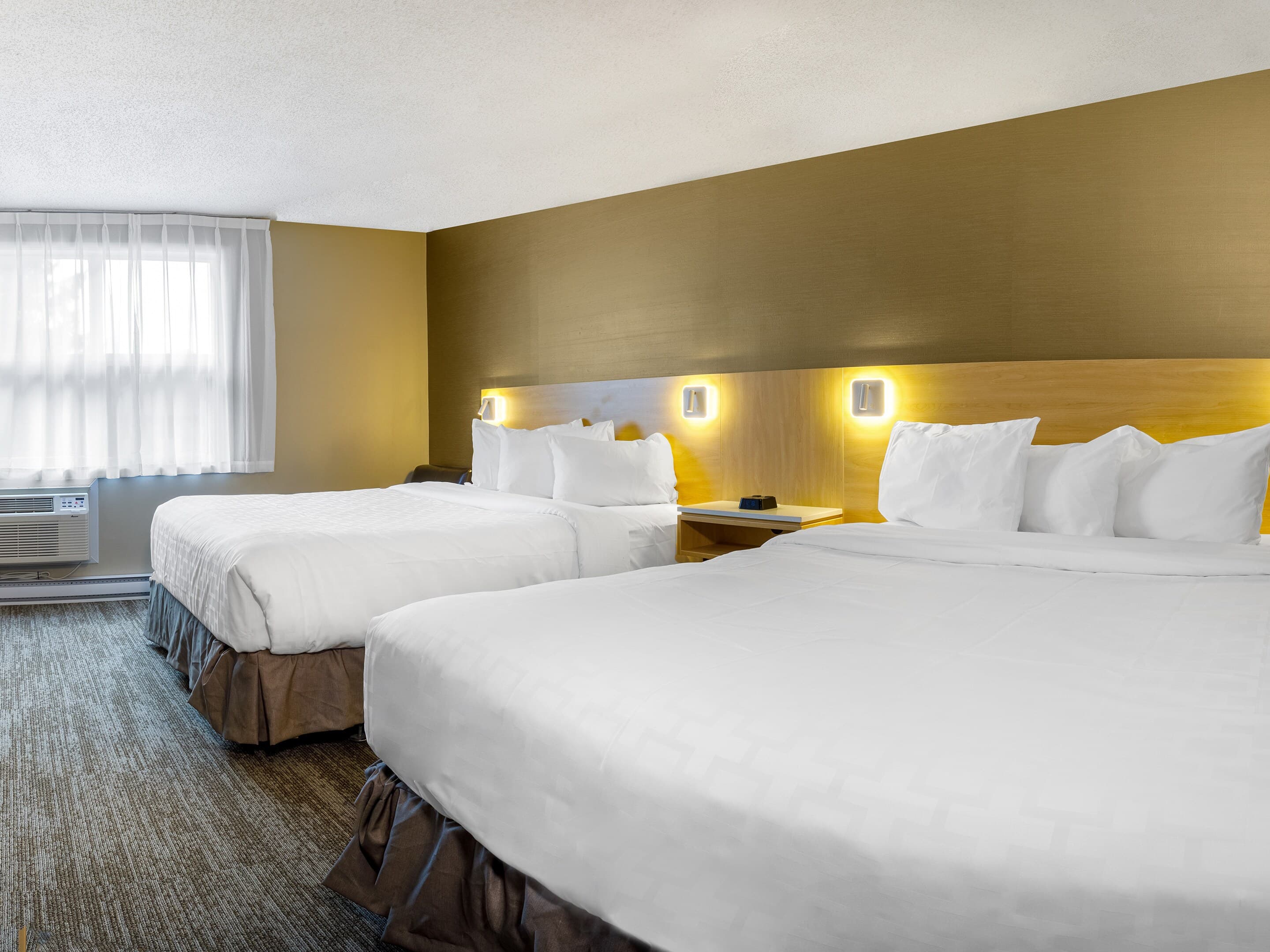 Clarion Pointe Quebec Airport — 23