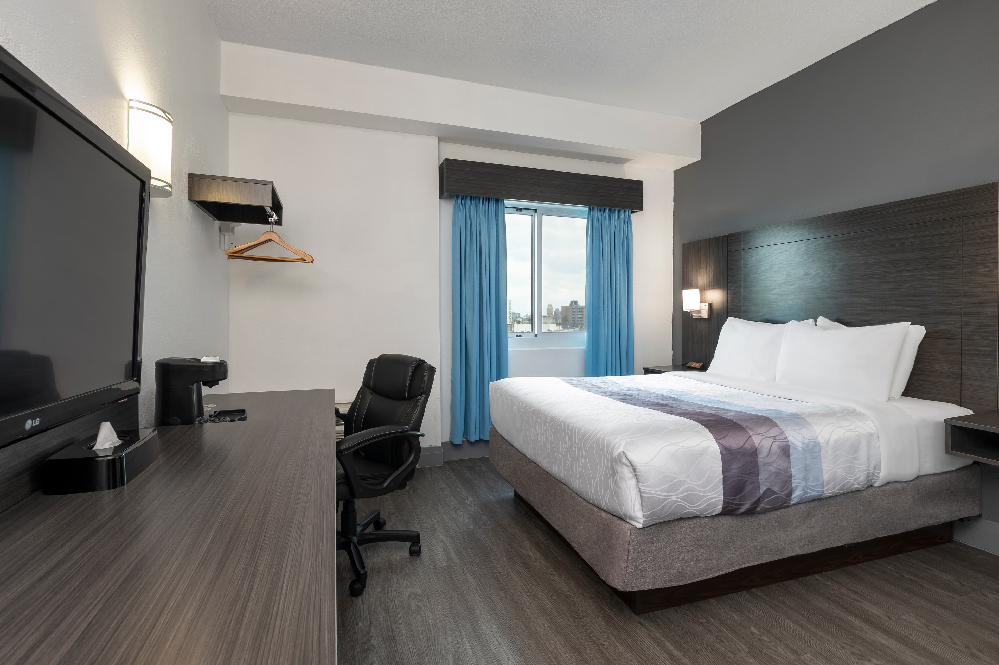 Comfort Hotel — 19