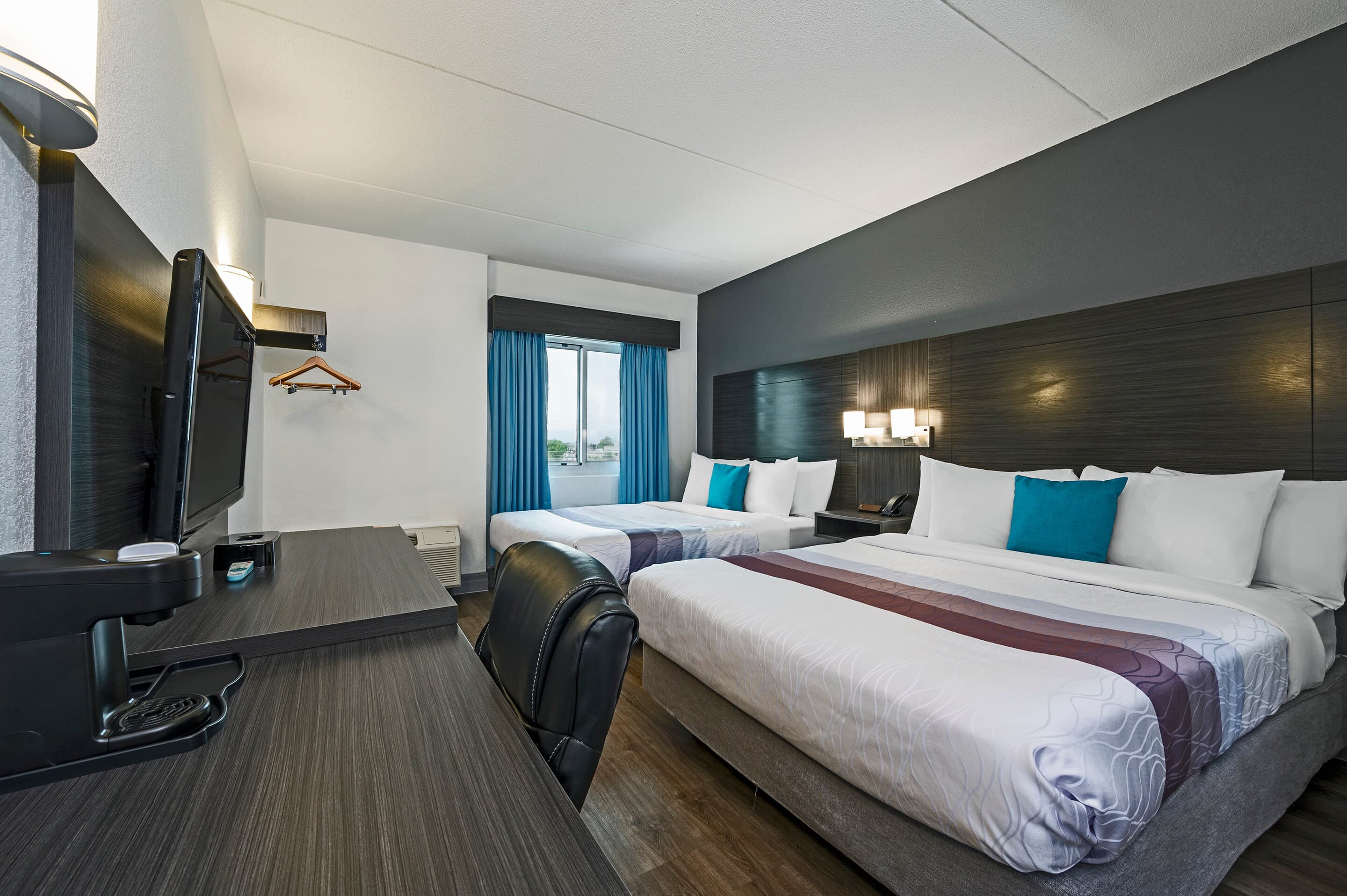 Comfort Hotel — 22