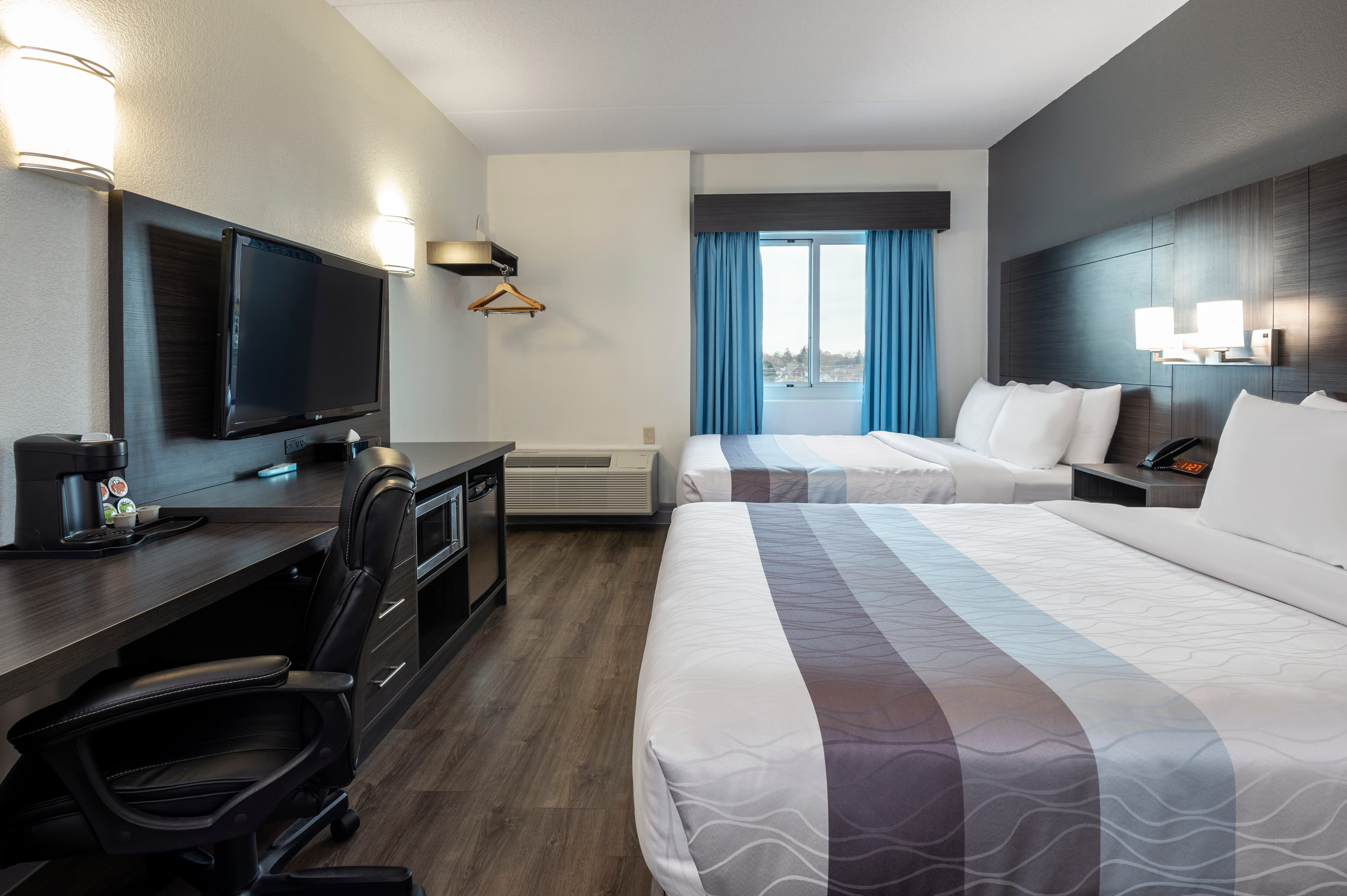 Comfort Hotel — 13