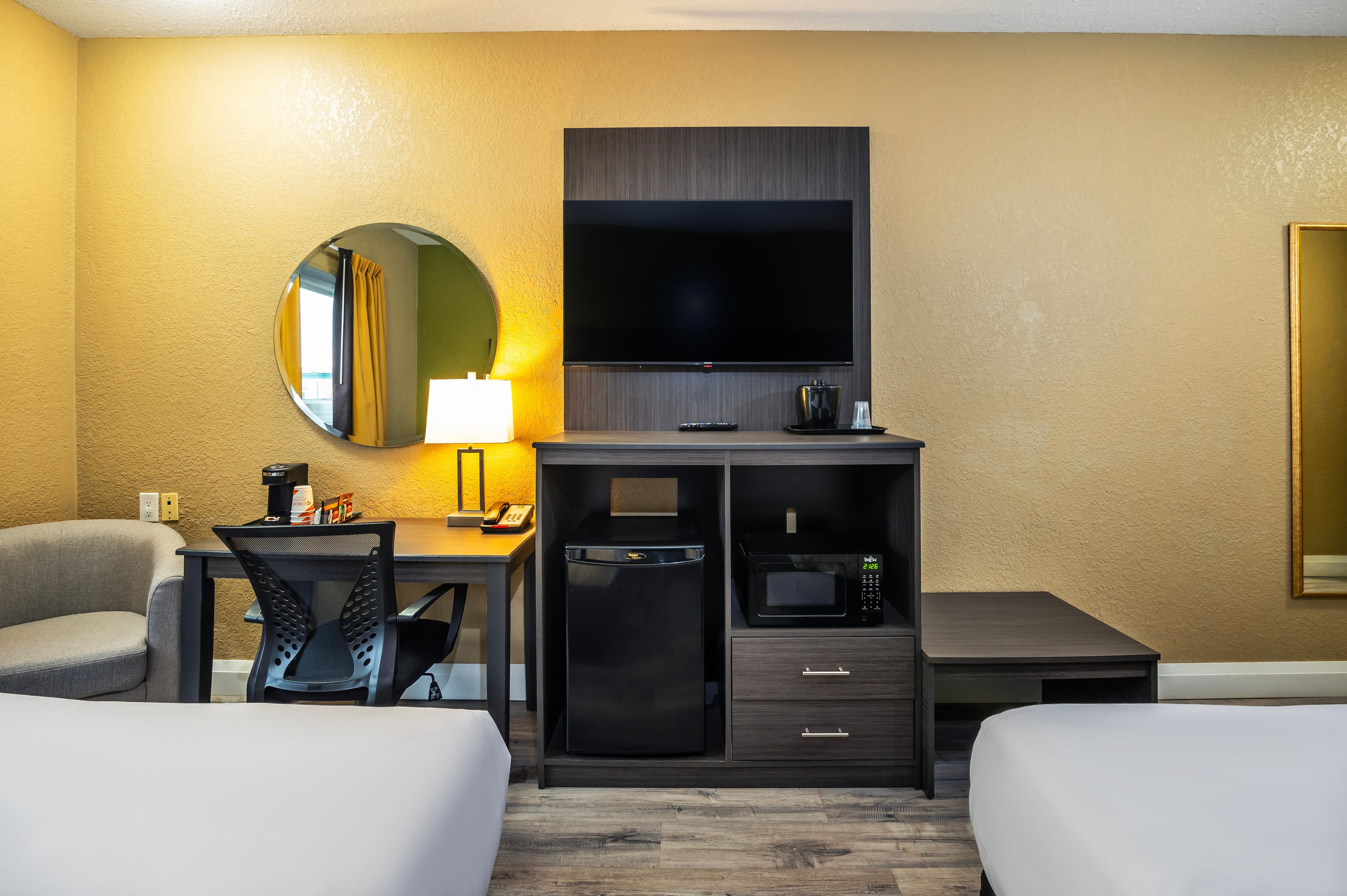Quality Inn & Suites — 6