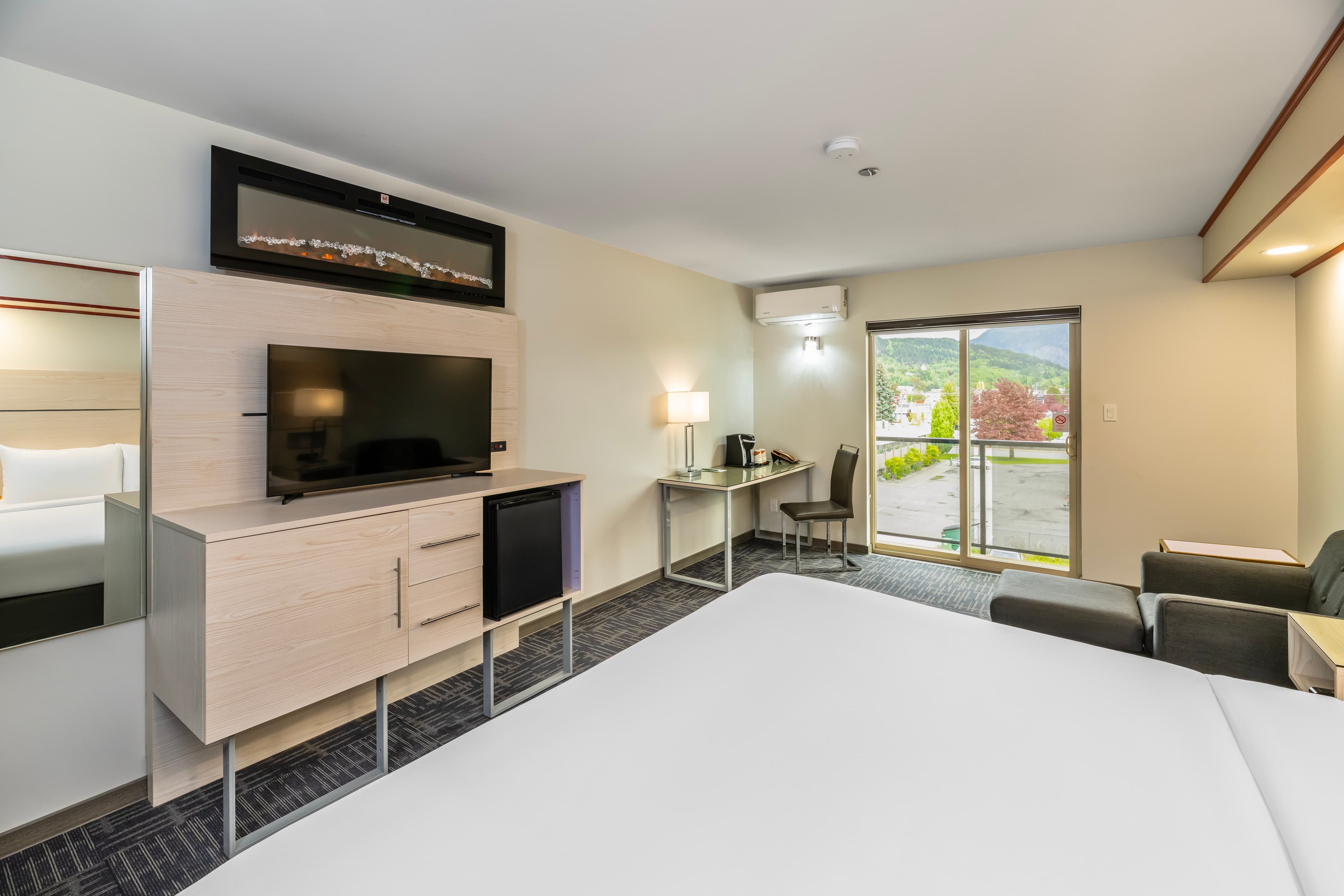 Quality Inn Sunshine Suites — 16