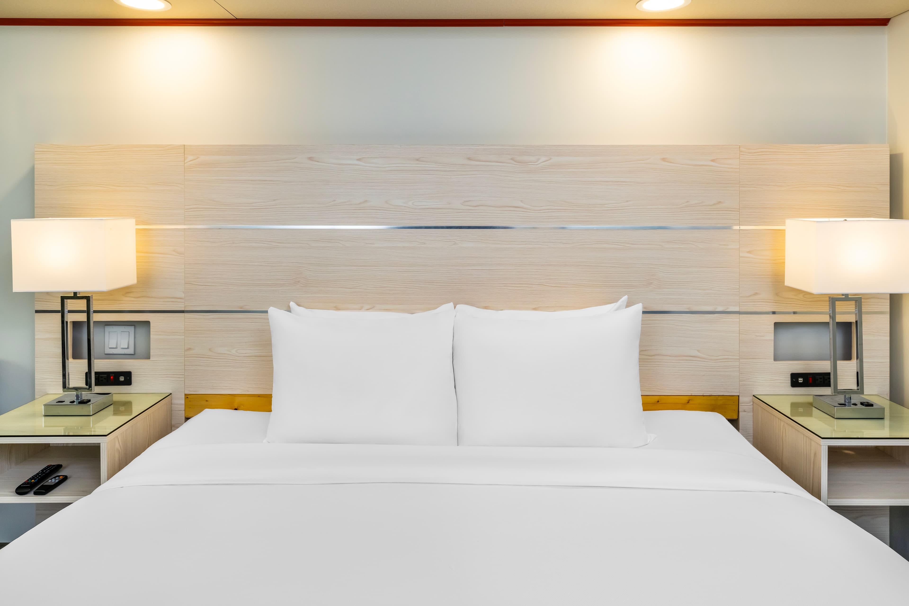 Quality Inn Sunshine Suites — 17
