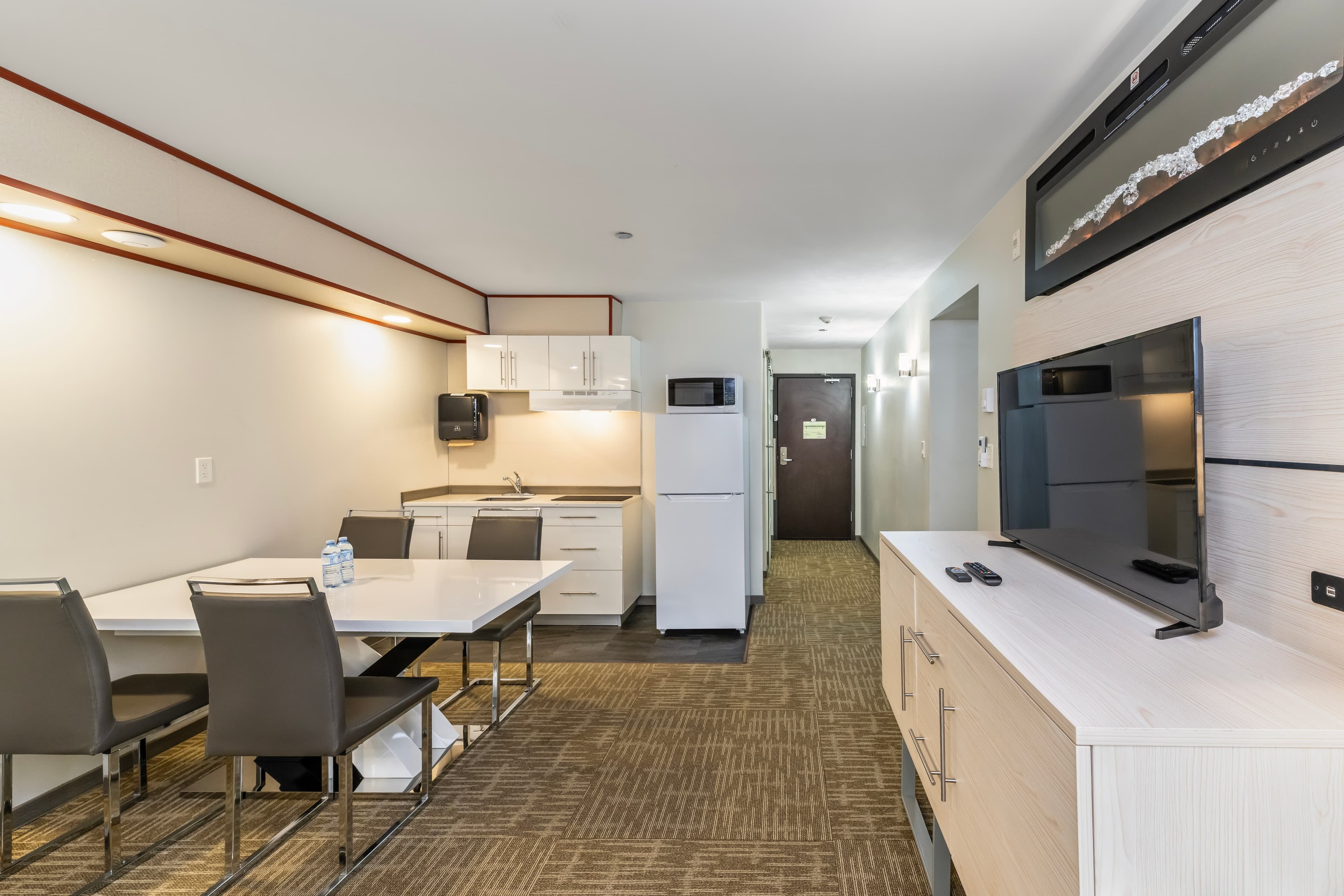 Quality Inn Sunshine Suites — 31