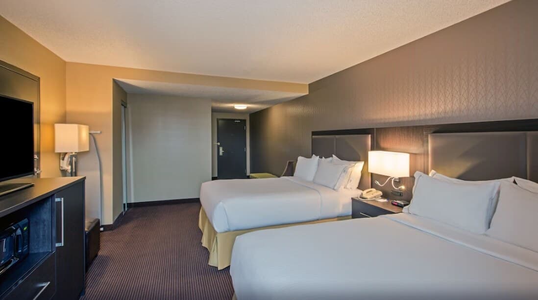 Quality Inn & Suites Regina Downtown - Image 2