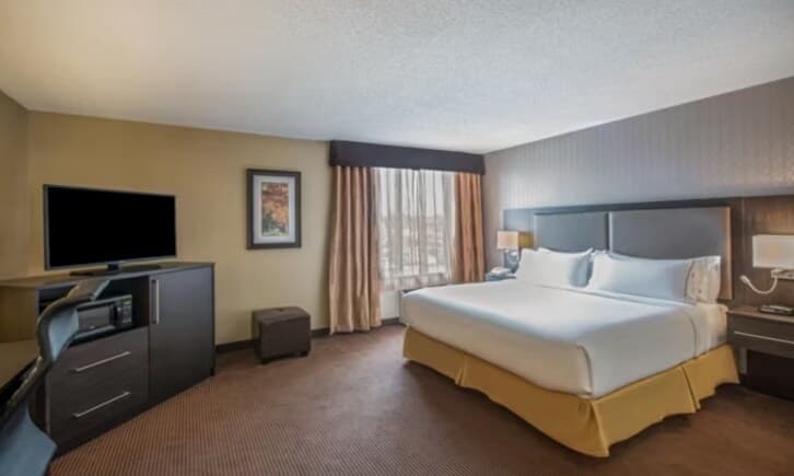 Quality Inn & Suites Regina Downtown - Image 4