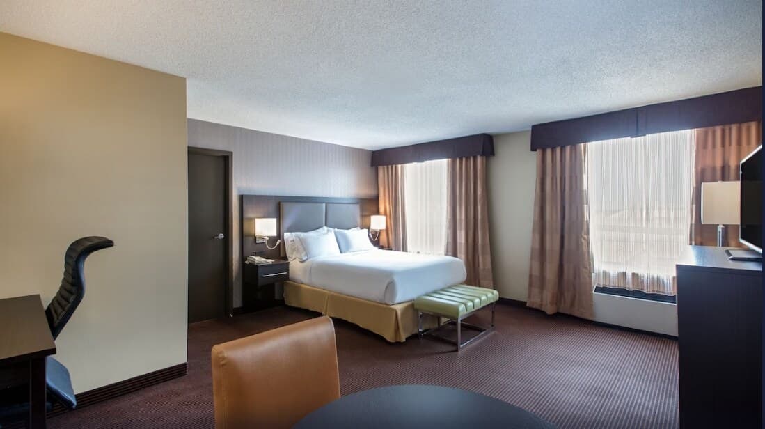Quality Inn & Suites Regina Downtown - Image 5