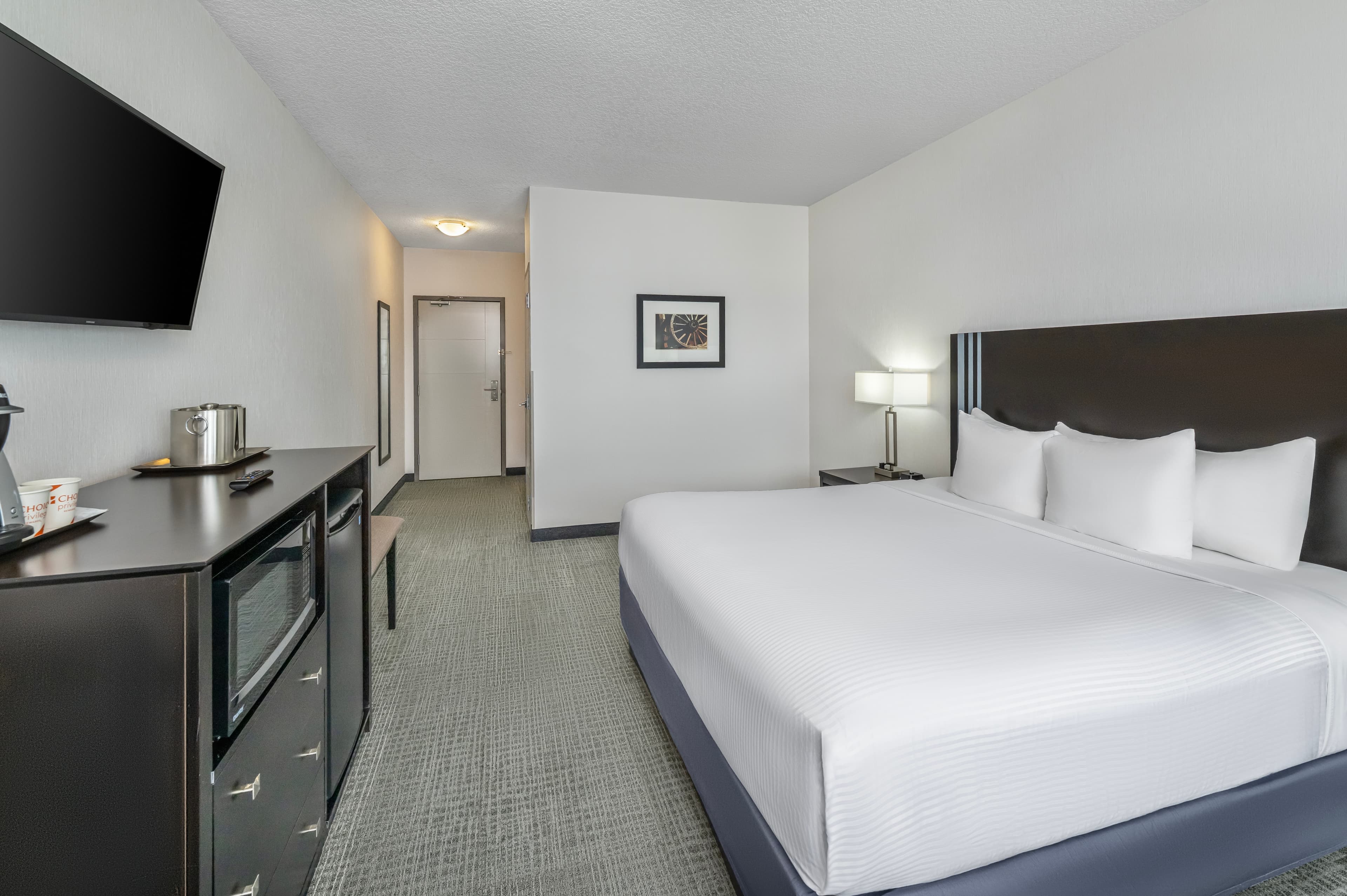 Park Inn by Radisson Edmonton Airport — 2