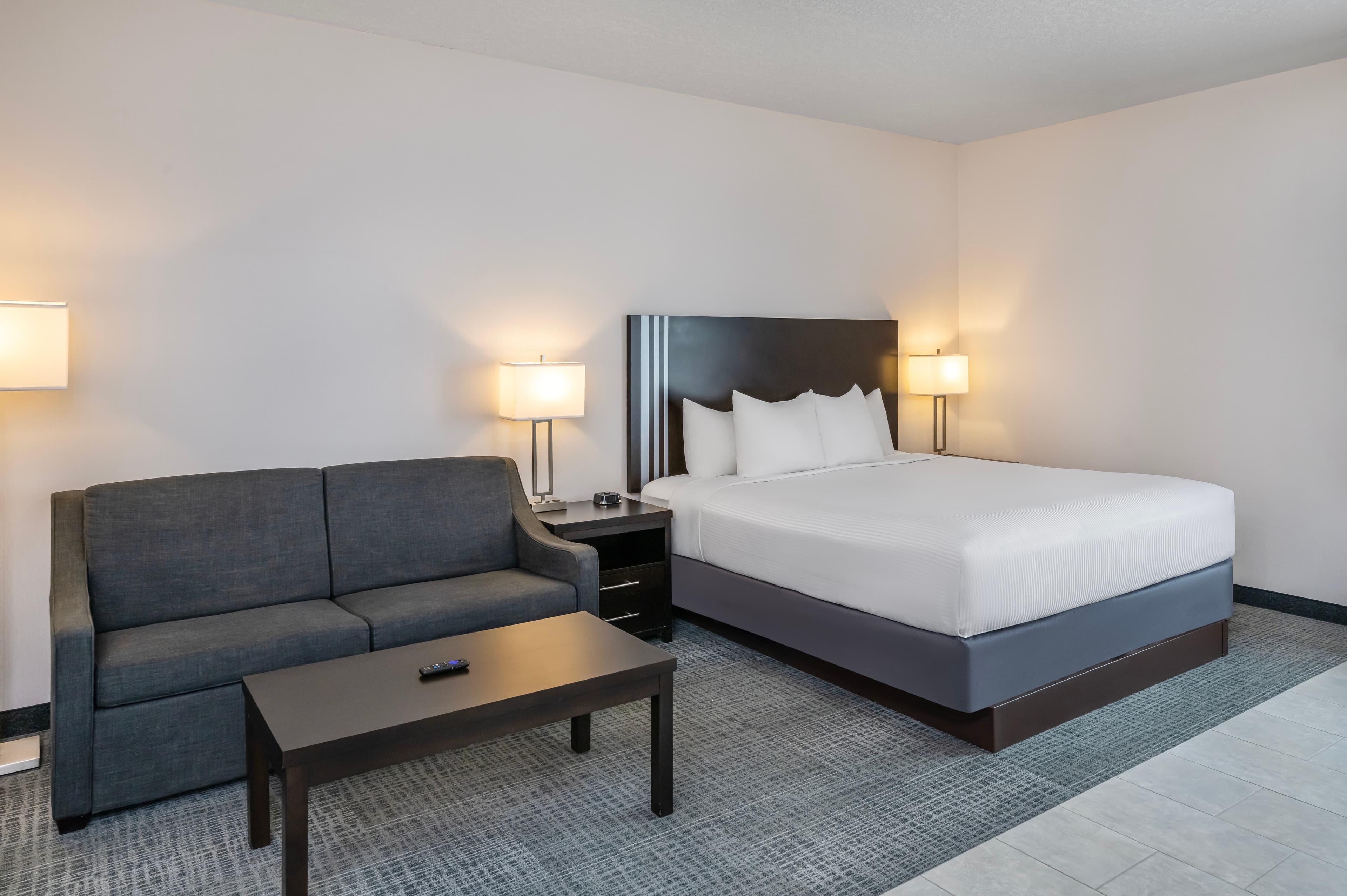 Park Inn by Radisson Edmonton Airport — 7