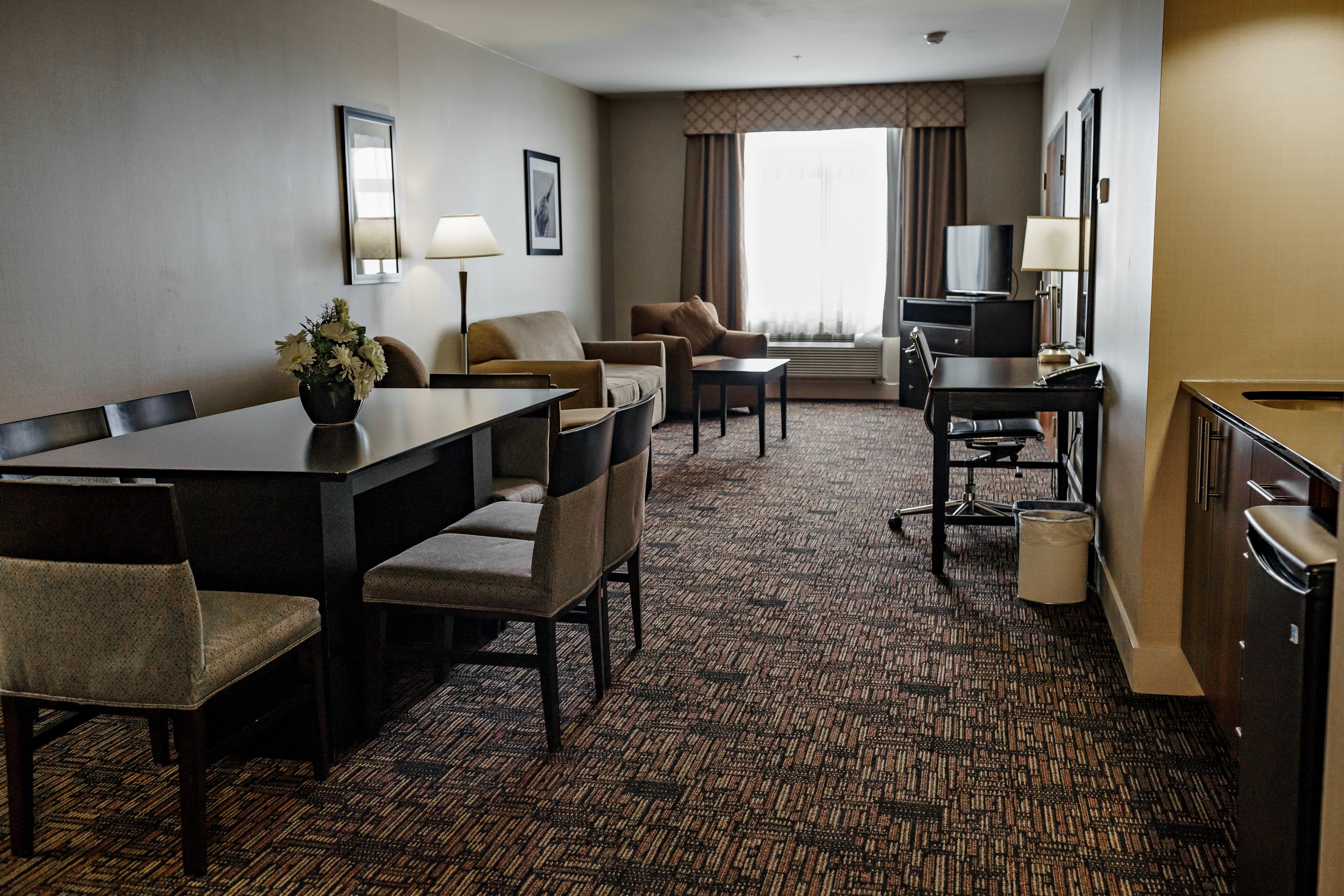 Radisson Hotel Edmonton Airport — 11