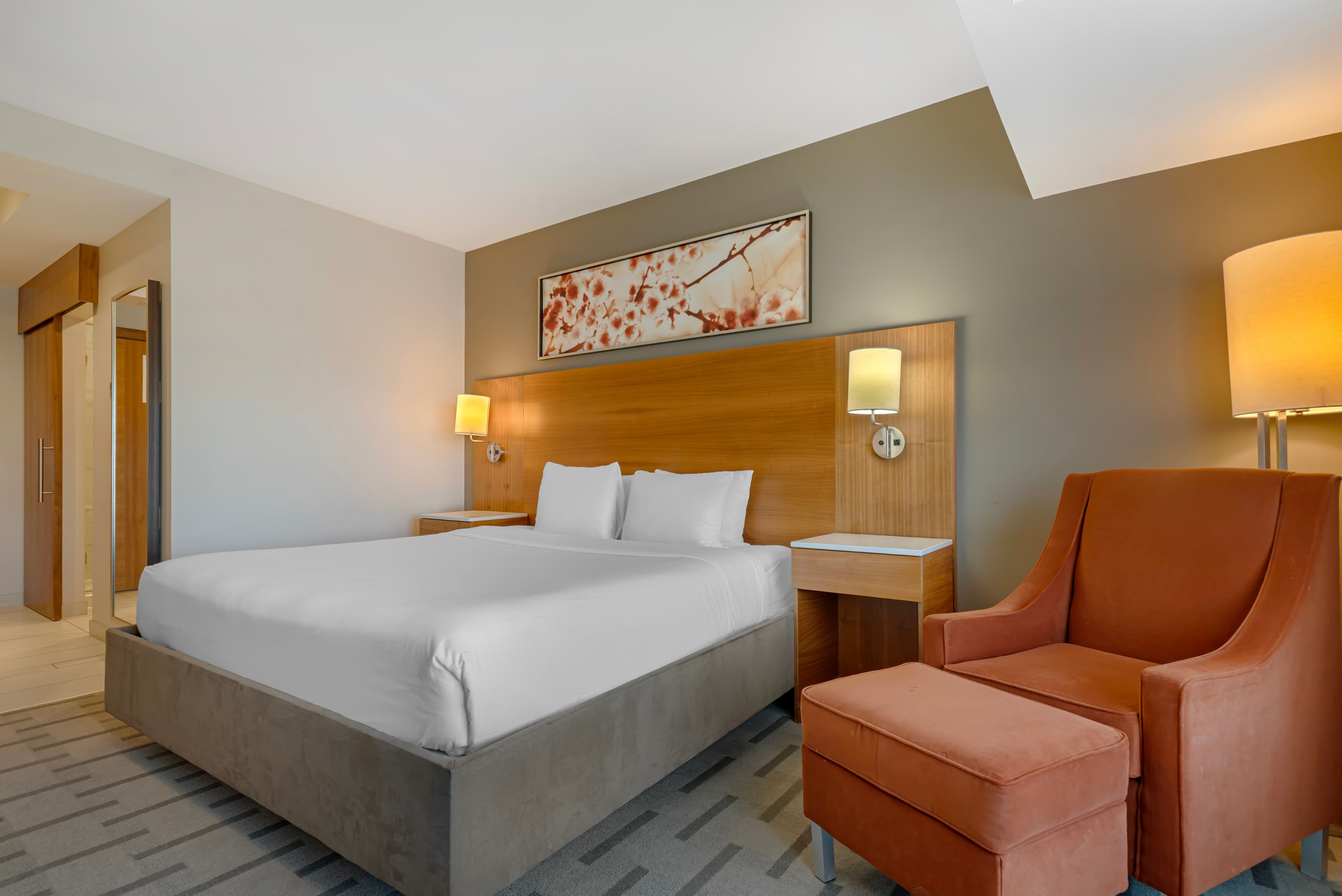 Radisson Hotel & Conference Centre Calgary Airport - Image 2