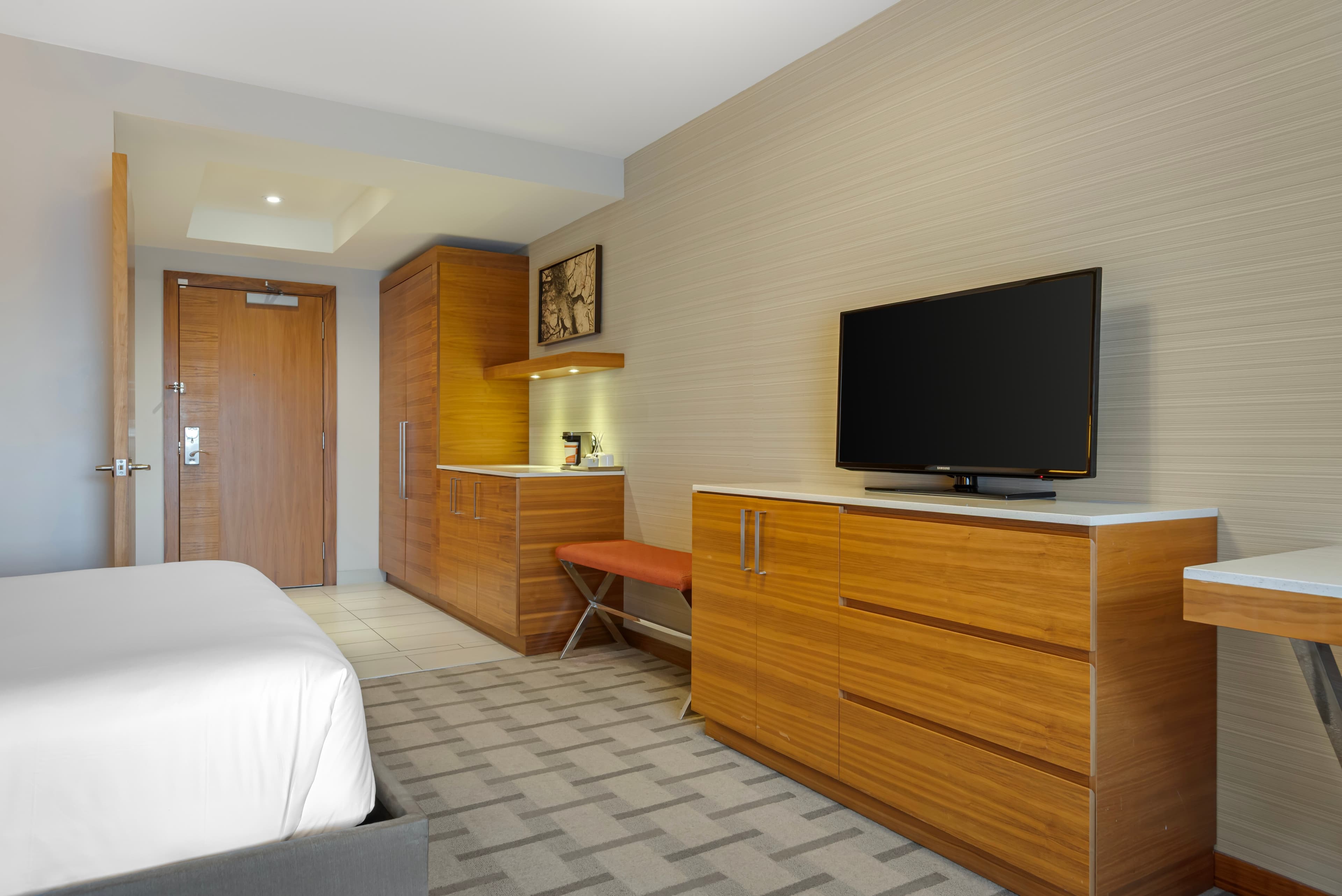 Radisson Hotel & Conference Centre Calgary Airport — 24