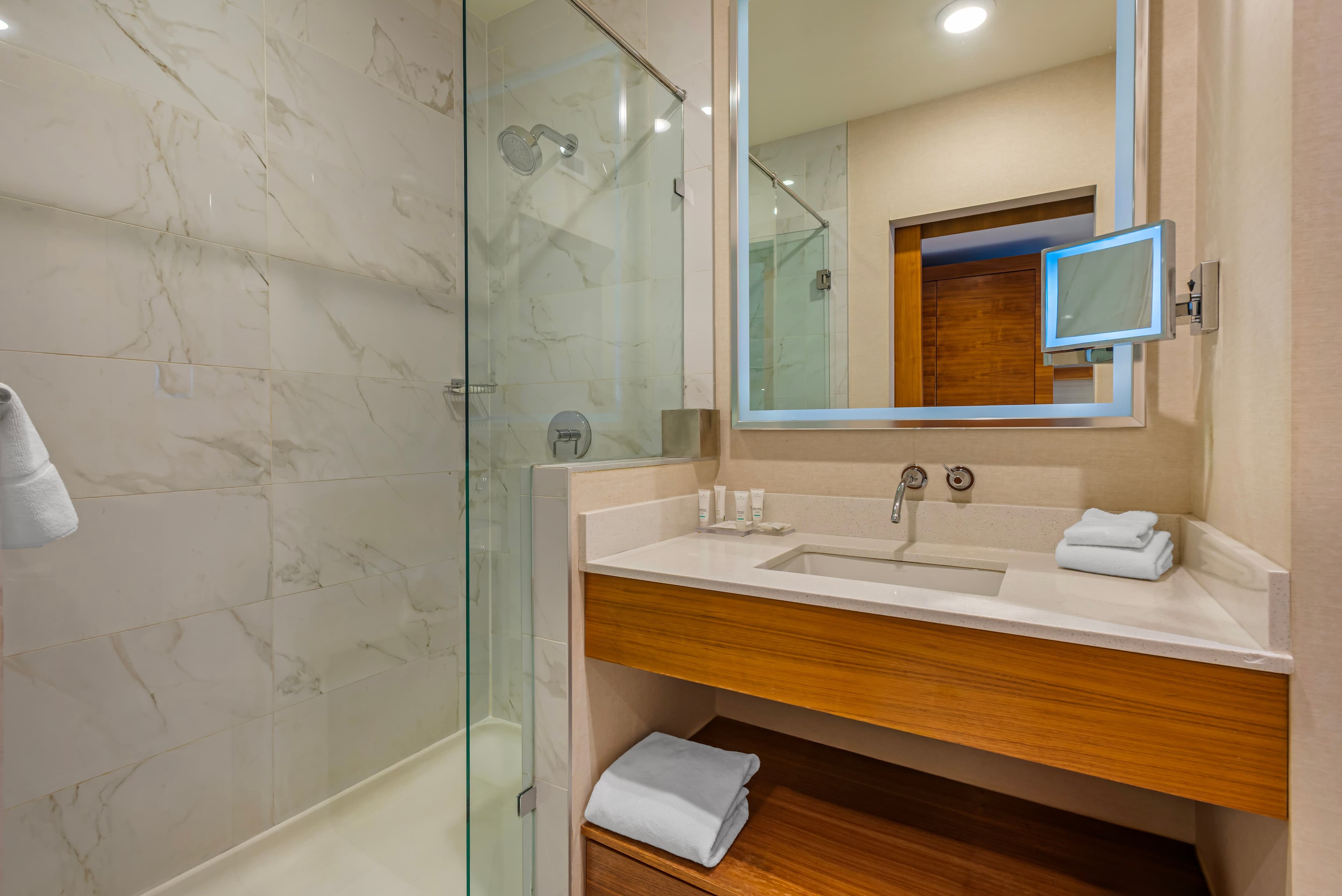 Radisson Hotel & Conference Centre Calgary Airport — 29