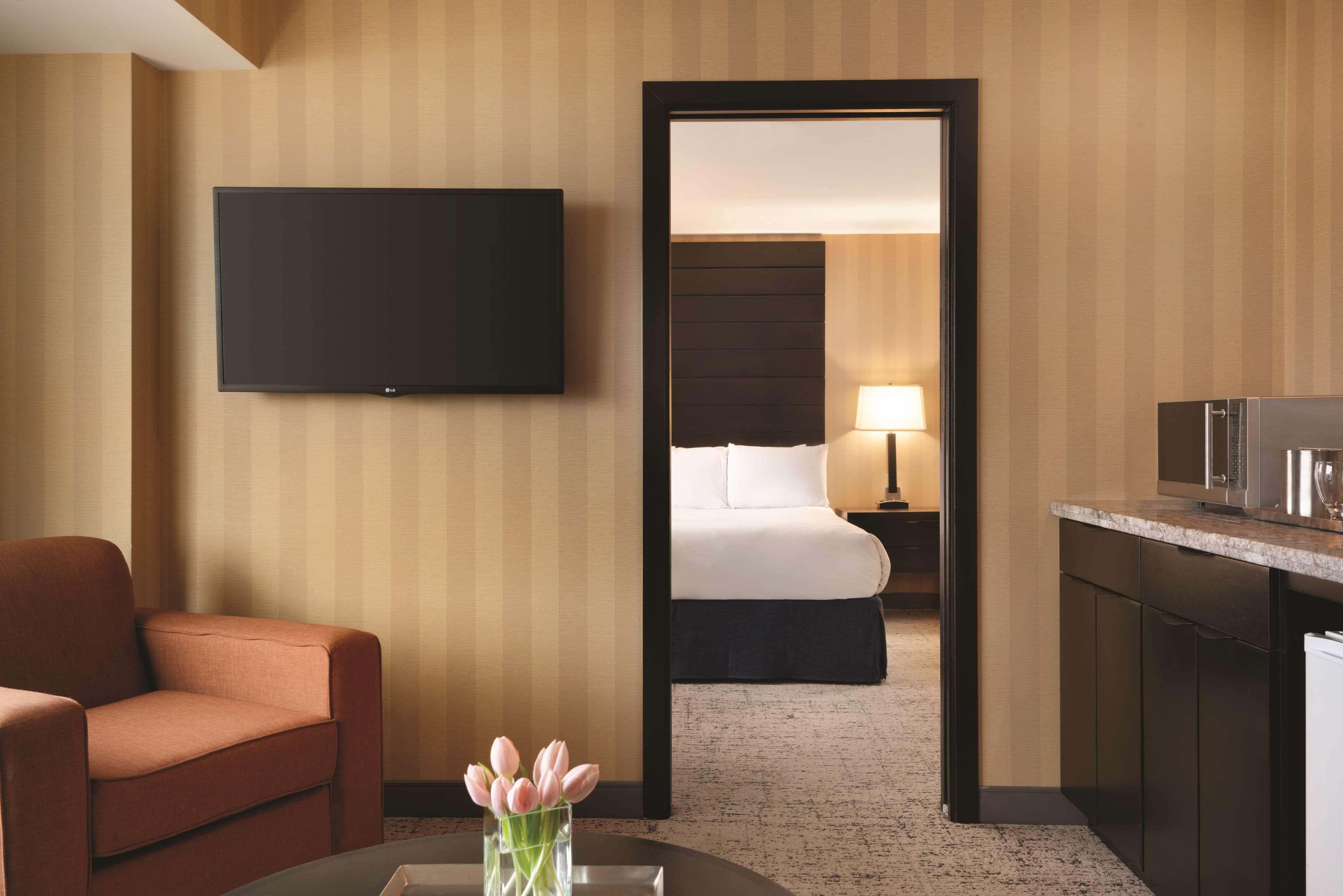 Radisson Hotel Vancouver Airport — 25
