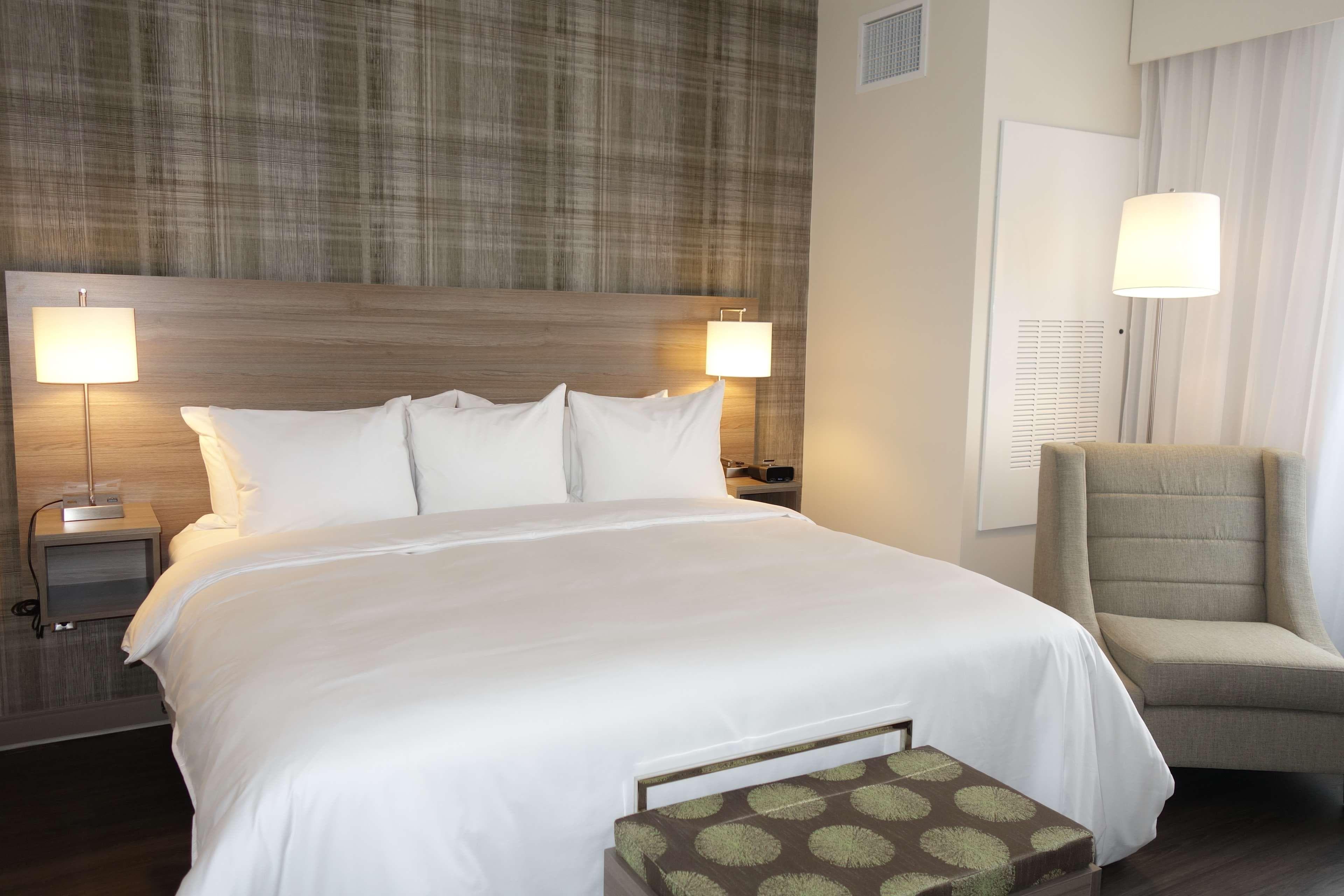Radisson Kingswood Hotel Fredericton, NB - Image 4