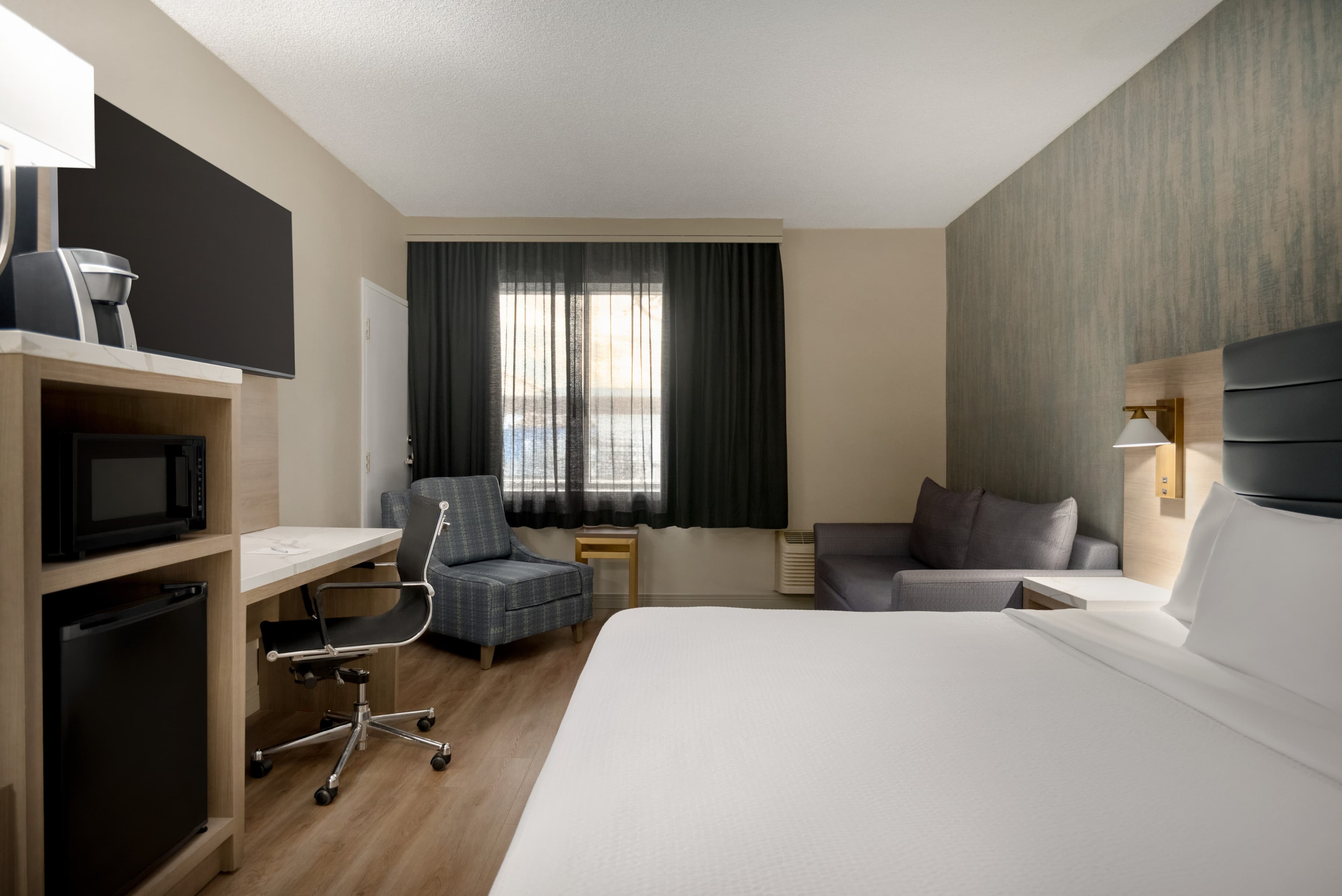 Radisson Hotel Montreal Airport — 8