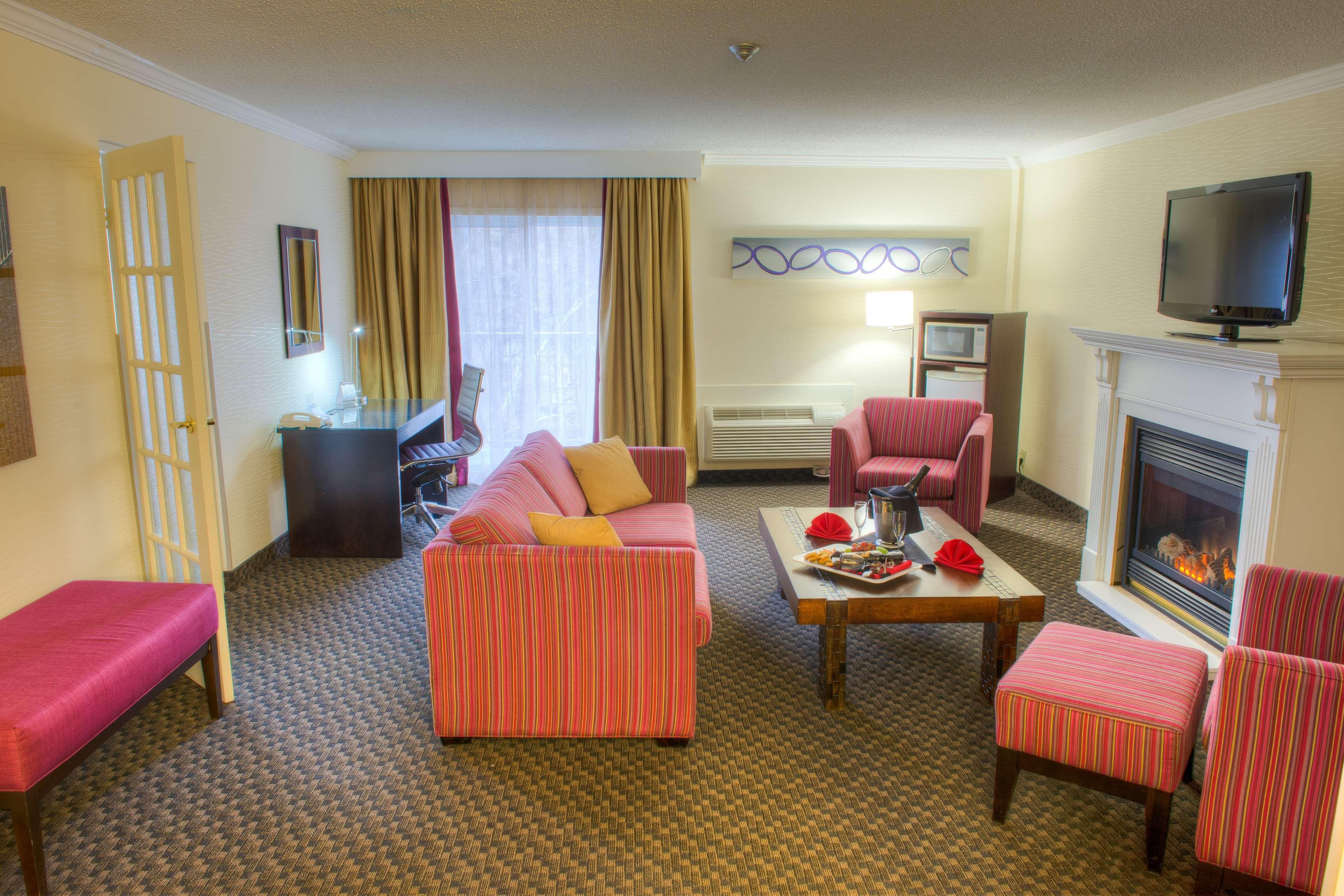 Radisson Hotel Sudbury - Image 4