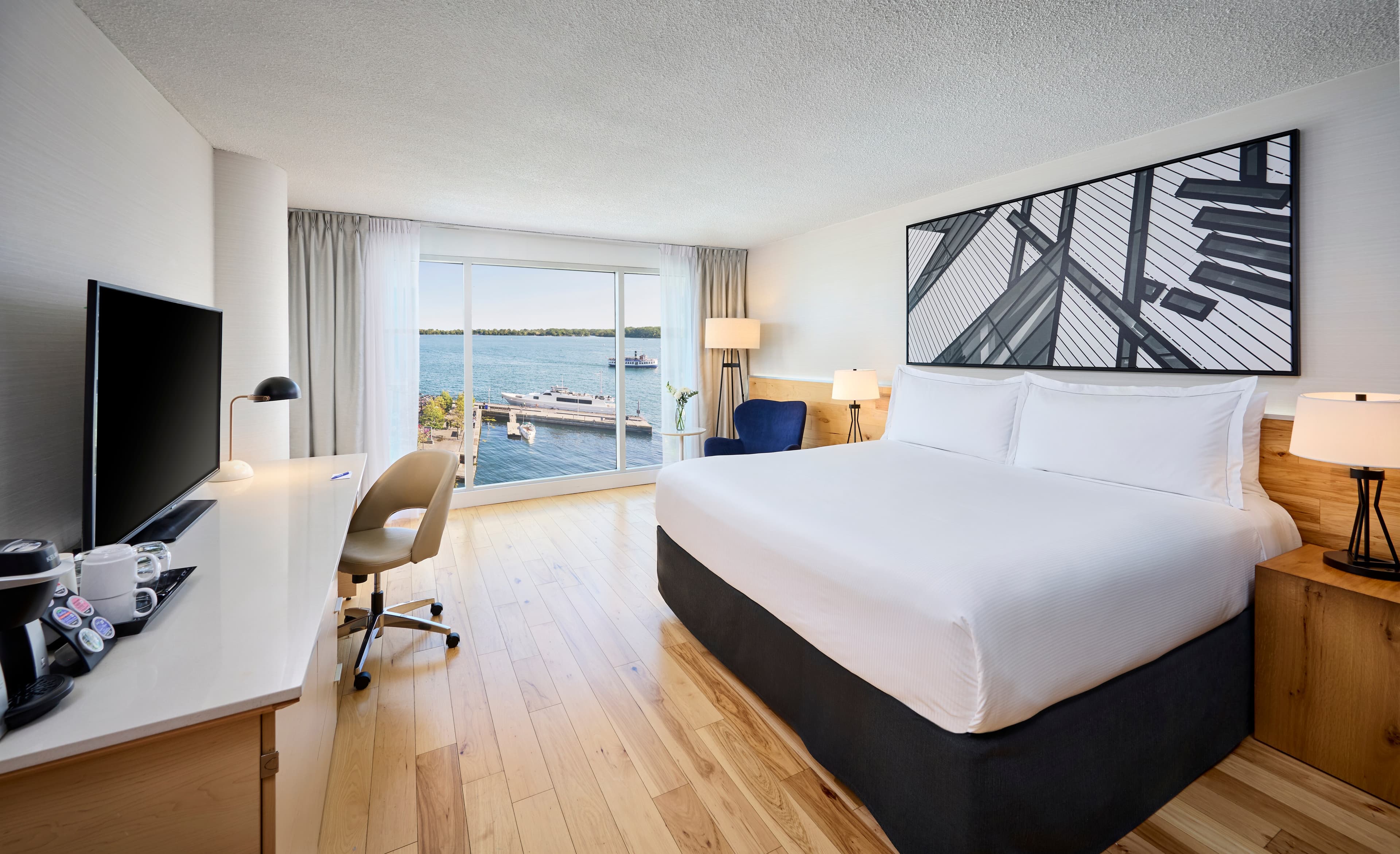 Radisson Blu Toronto Downtown - Image 2